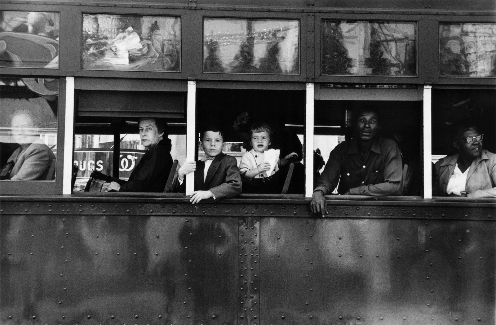 Trolley-New-Orleans.jpg