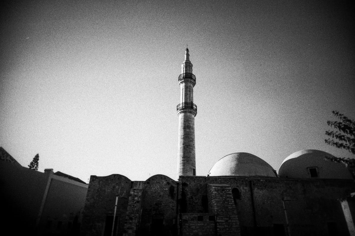 Vivitar Ultra Wide & Slim | Rollei Superpan 200