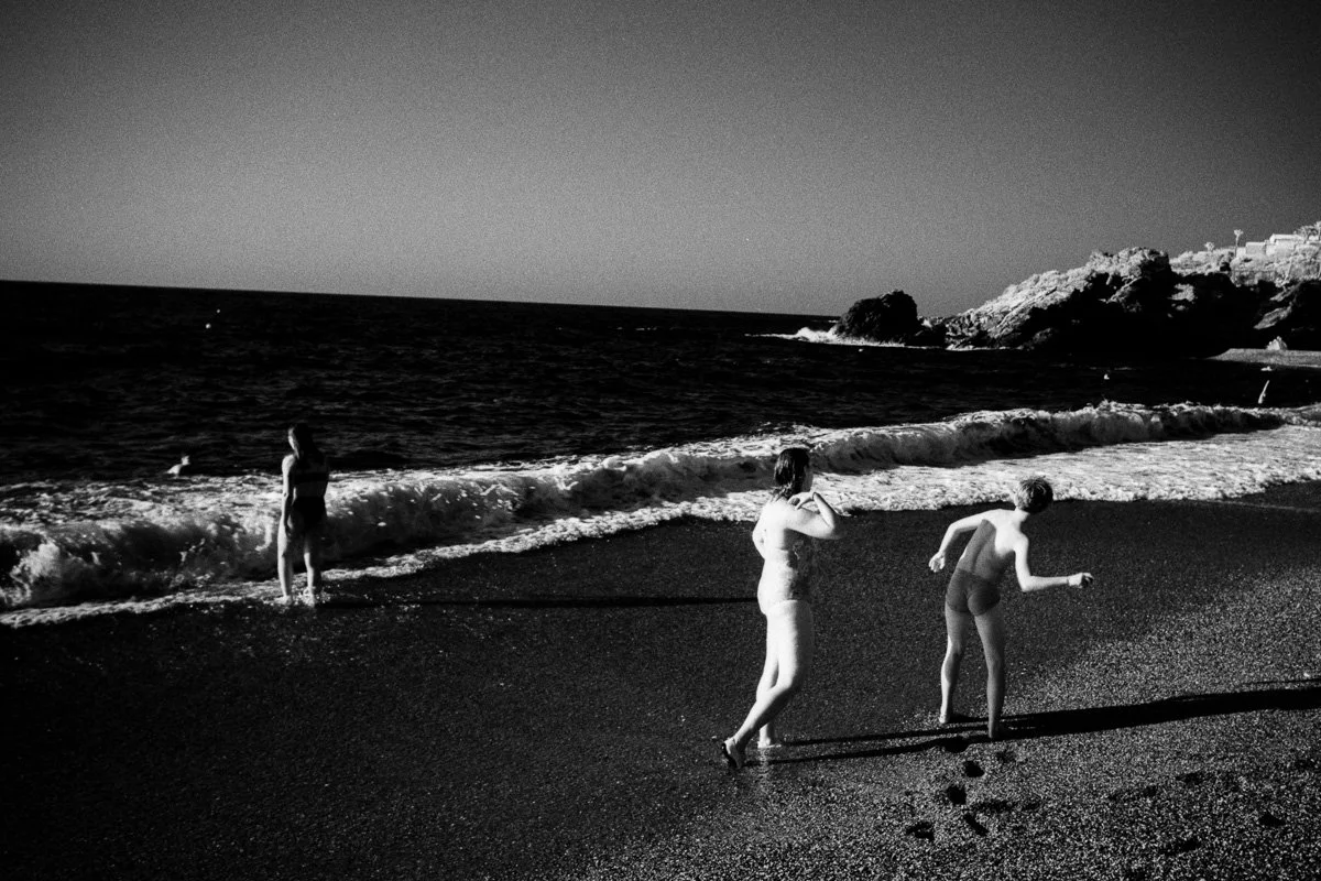 Leica M4 | Voigtlander 28mm/f2.8 | Rollei Infrared 400 | Hoya R72