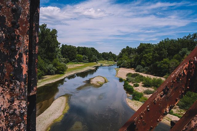 Shot during my first rail biking experience!
Near Sancerre, 200km south of Paris, nice spot for a mood reset.
.
.
 #dimicology  #landscapephotography #landscapelover #landscape_captures #landscapes #landscape_photography #pixel_ig #landscape_hunter #