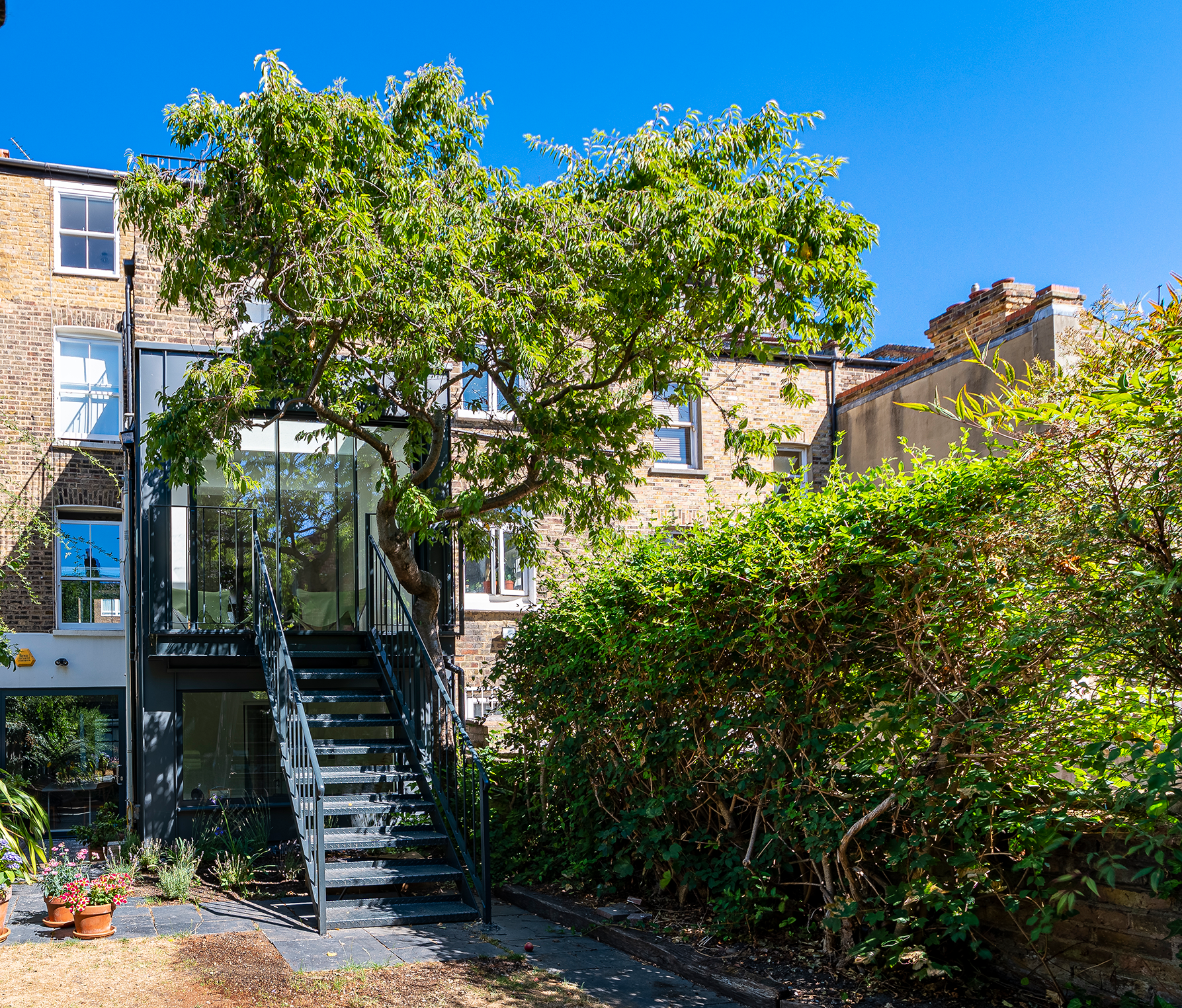 Builders-Team-6-Penshurst-Road-E97DX 3 WEB.png