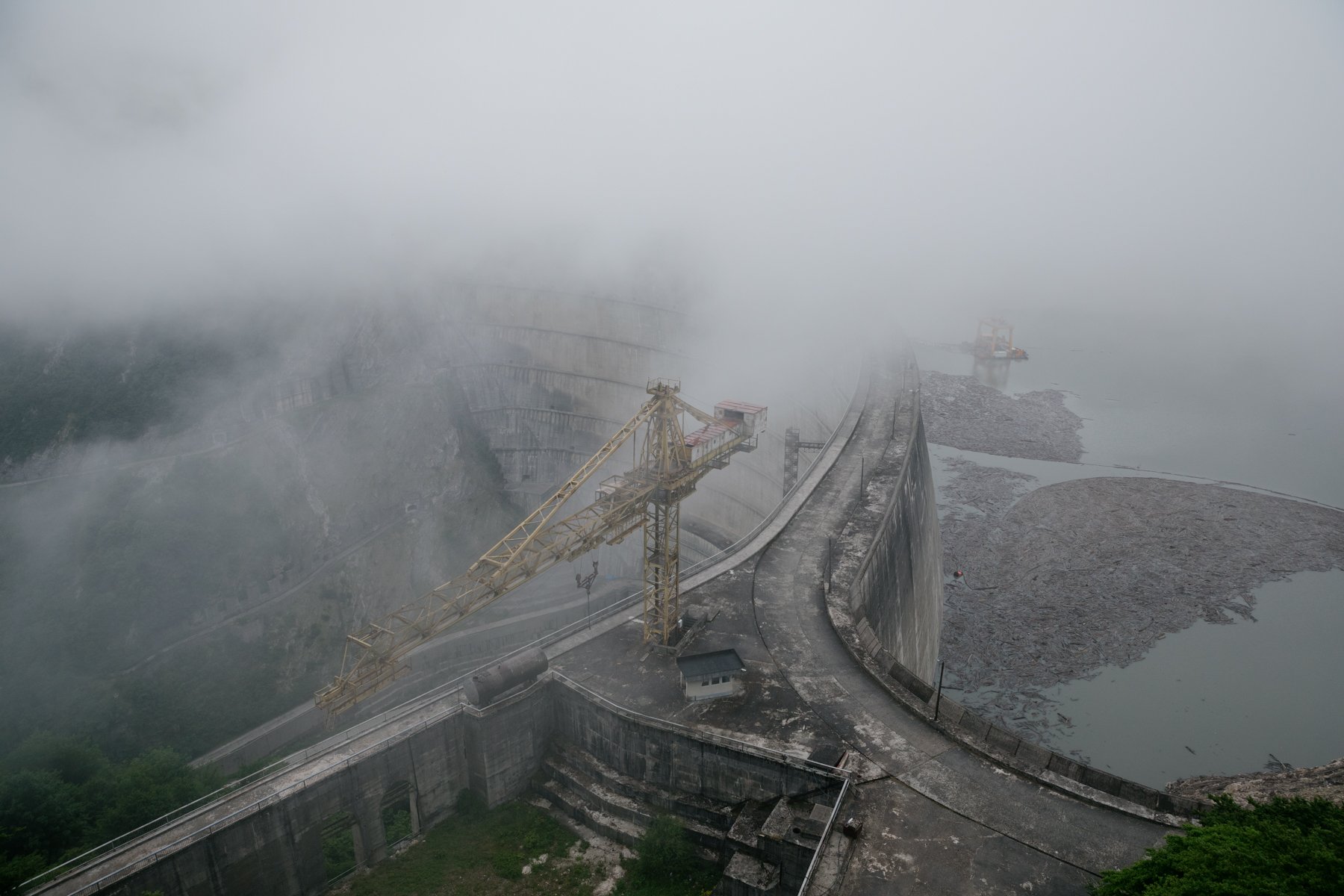  The 270 metre Enguri Dam redirects water from the Enguri River to hydroelectric power plants located in occupied Abkhazia. The resulting electricity is shared equally between Abkhazia and Georgian-controlled territory. 