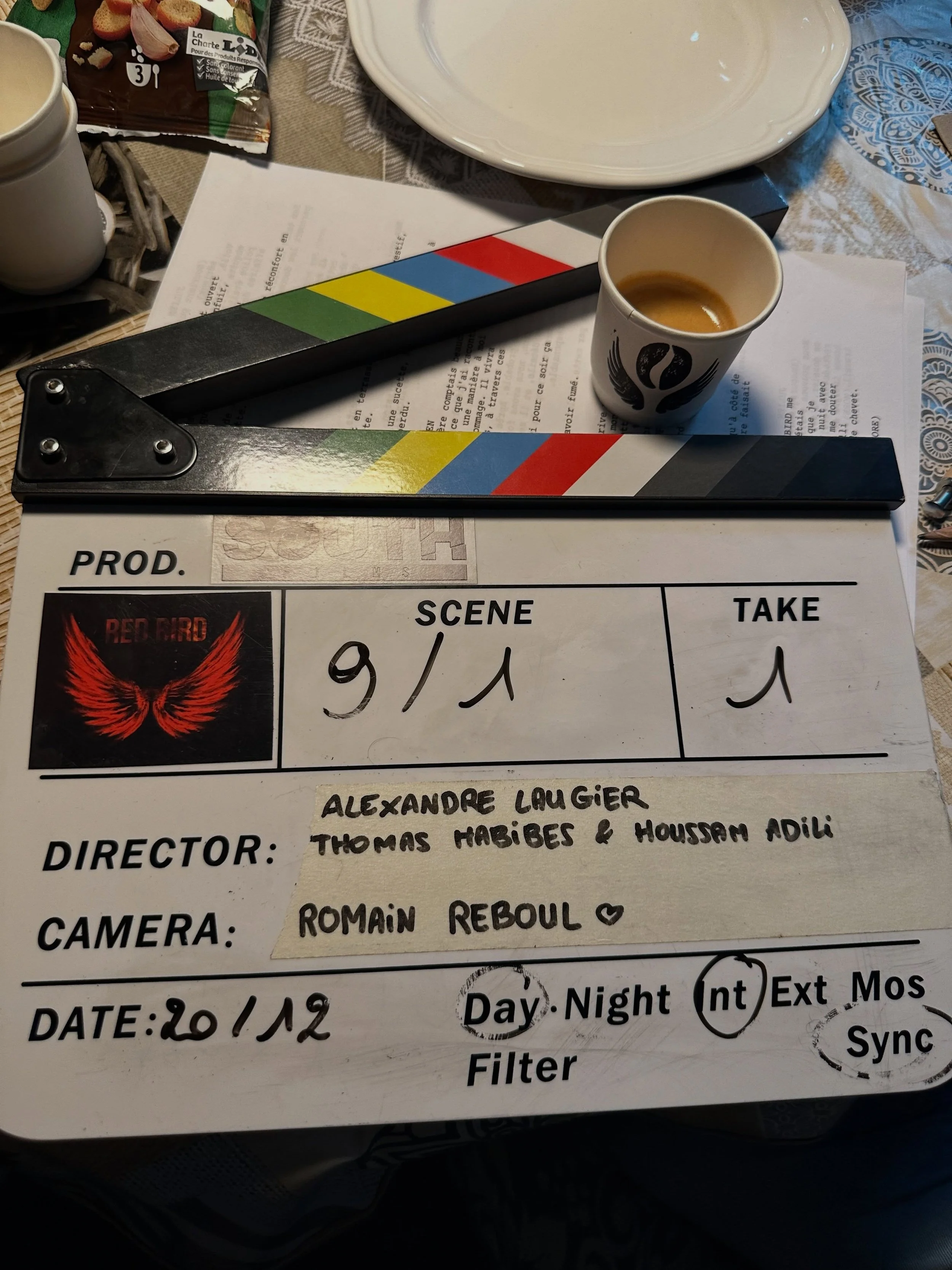 C&rsquo;&eacute;tait en D&eacute;cembre 2024 que le tournage du film RED BIRD avait lieu! Et une premi&egrave;re apparition du caf&eacute; Torpedo dans un long-m&eacute;trage! Instants magiques 🎬☕️✨En ce qui concerne le caf&eacute;, on a eu droit &a