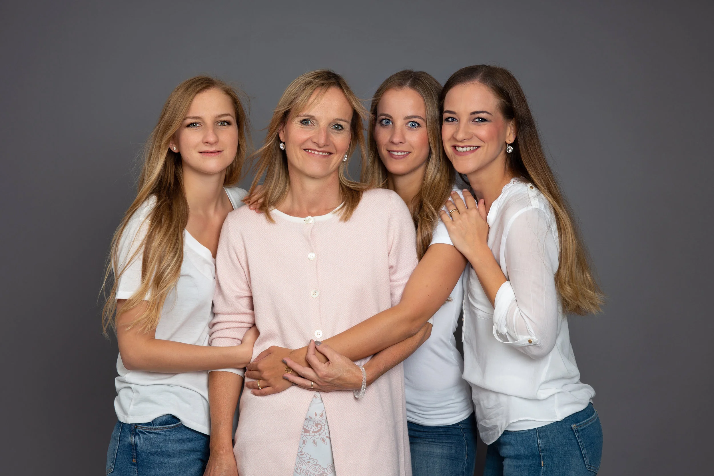 IT__2258_Variante Haare Mami.jpg