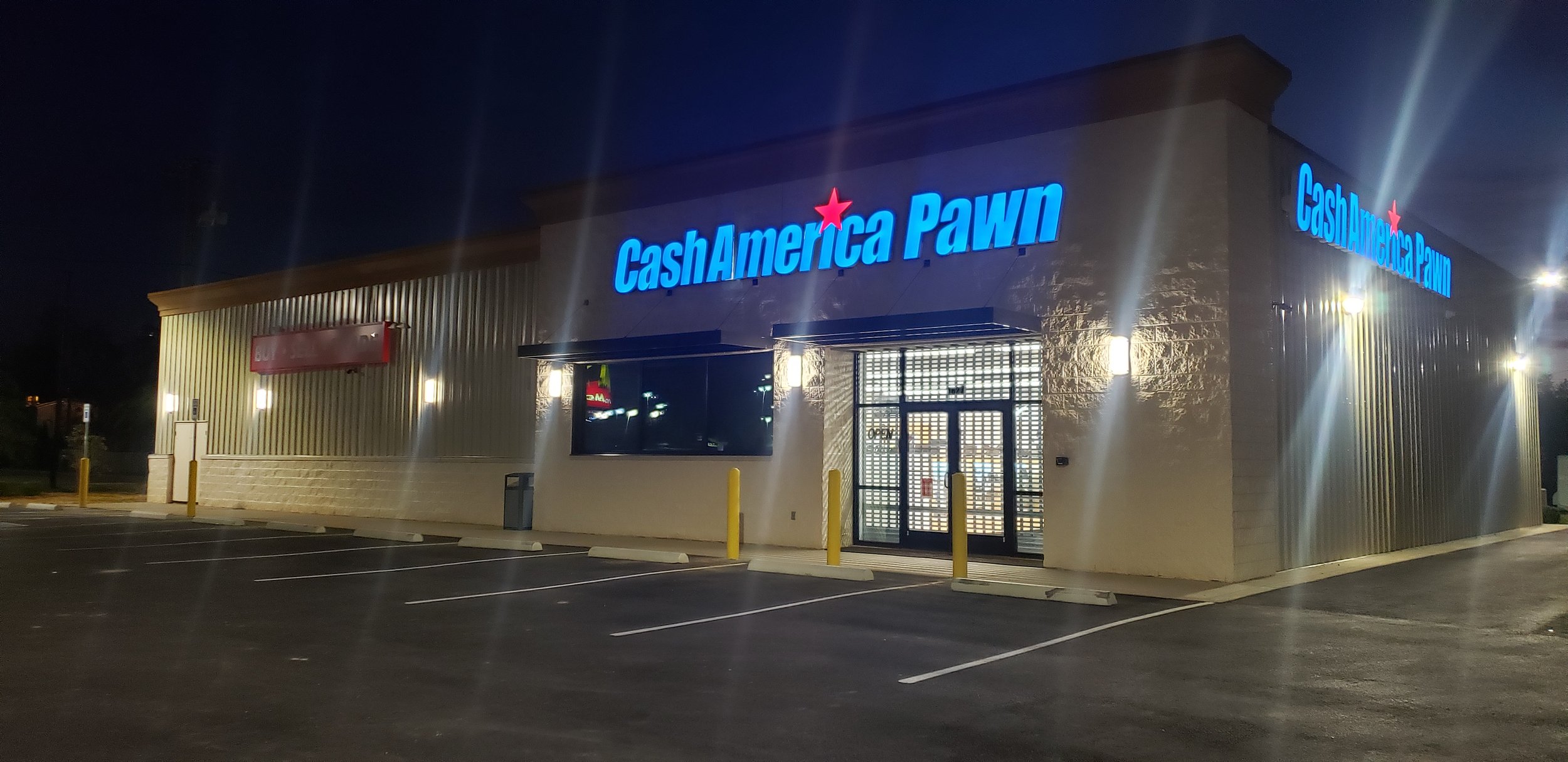 Cash America (Fort Campbell Blvd)