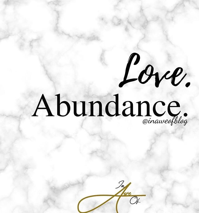 At the top of the year, for the past few years I have chosen a Word that I focused on for the entire year. This word sets the tone, intention and  my vision for the new year.⁣⠀⠀⠀⠀⠀⠀⠀⠀⠀
&mdash;⁣⠀⠀⠀⠀⠀⠀⠀⠀⠀
Love and Abundance (Yes, I chose two..🤷🏾&zwj;