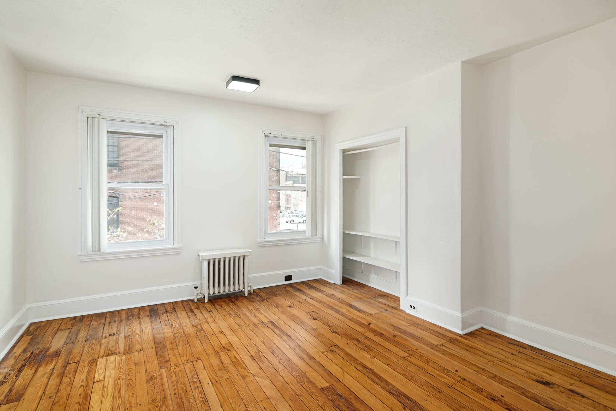 20-web-or-mls-2451 Jasper St-Full-20.jpg