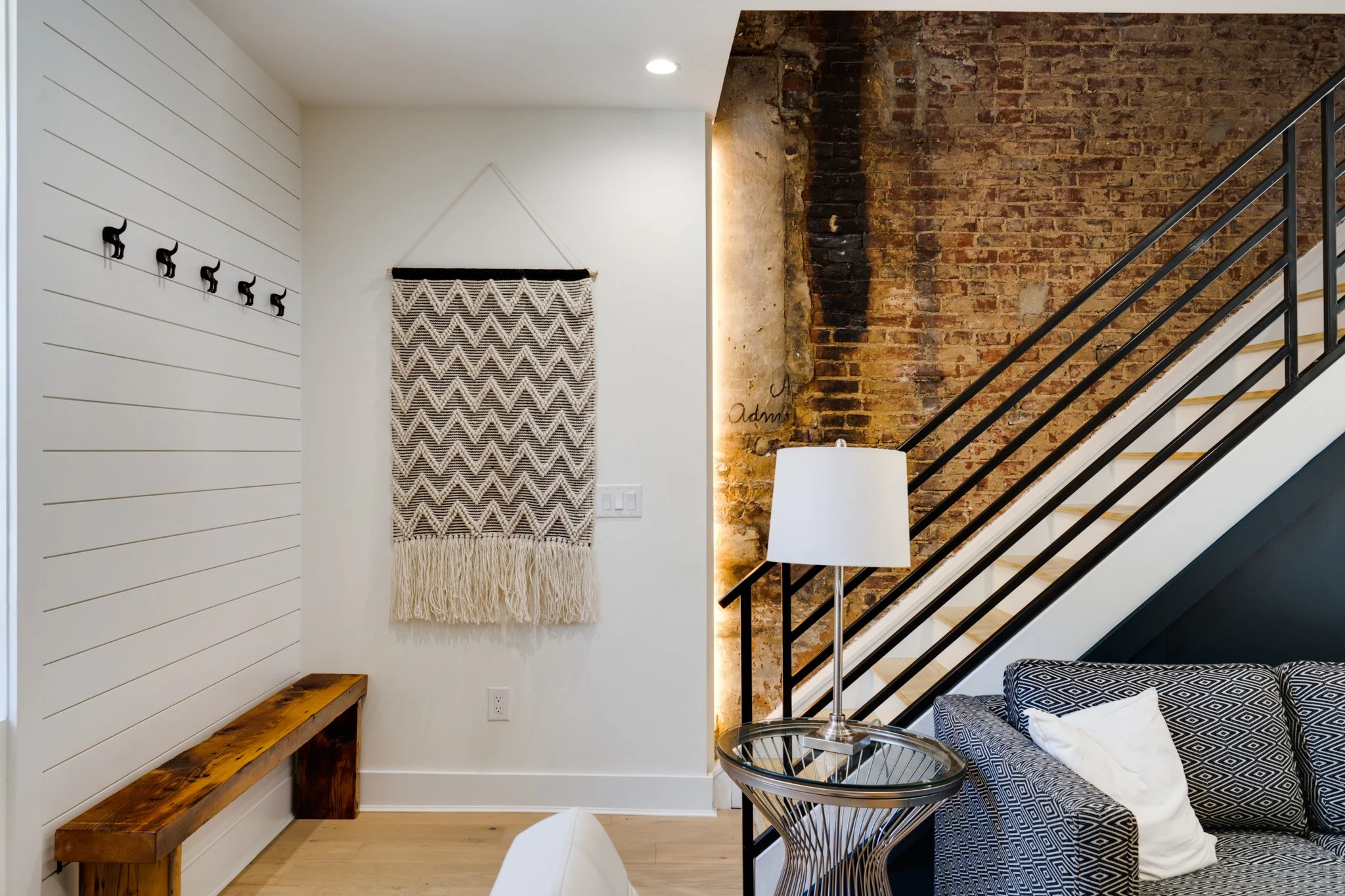2211 E Gordon St-Listing-4.jpg