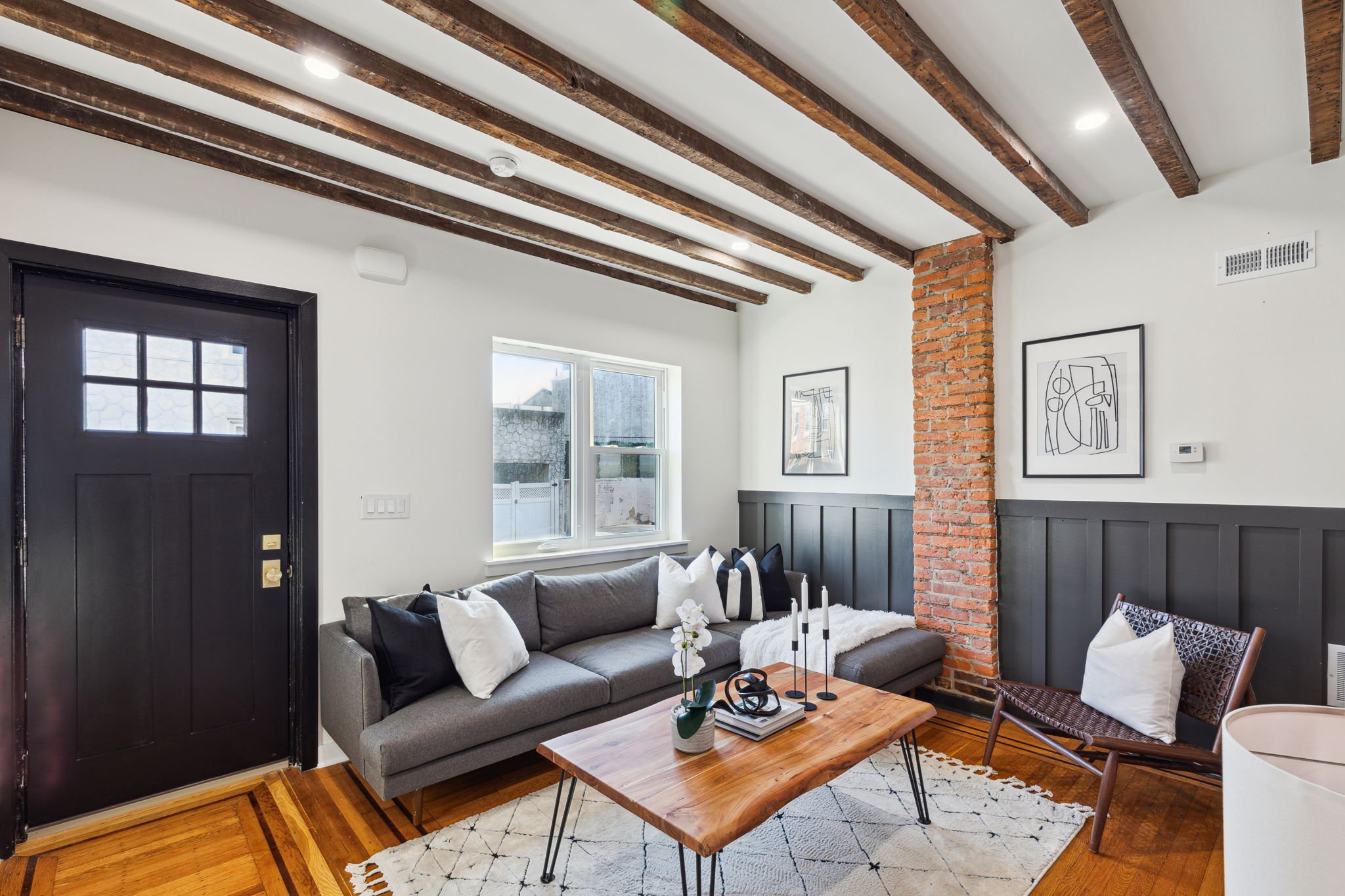 16-web-or-mls-2246-taggert-st.jpg