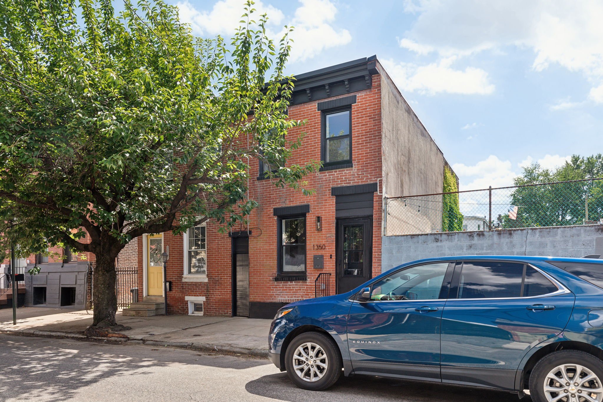 1-web-or-mls-1350-e-montgomery-ave.jpg