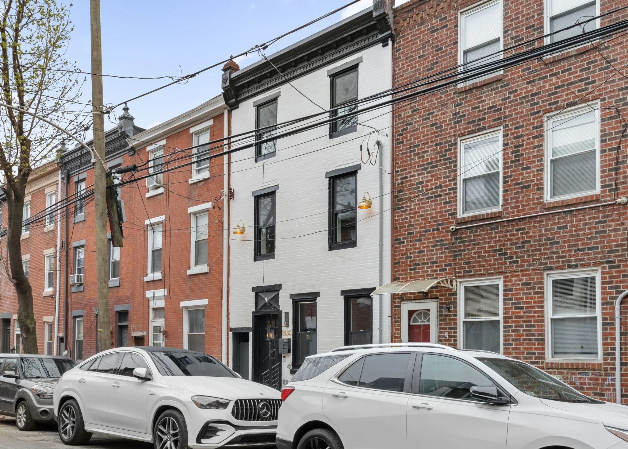 3-web-or-mls-1530-n-lawrence-st.jpg