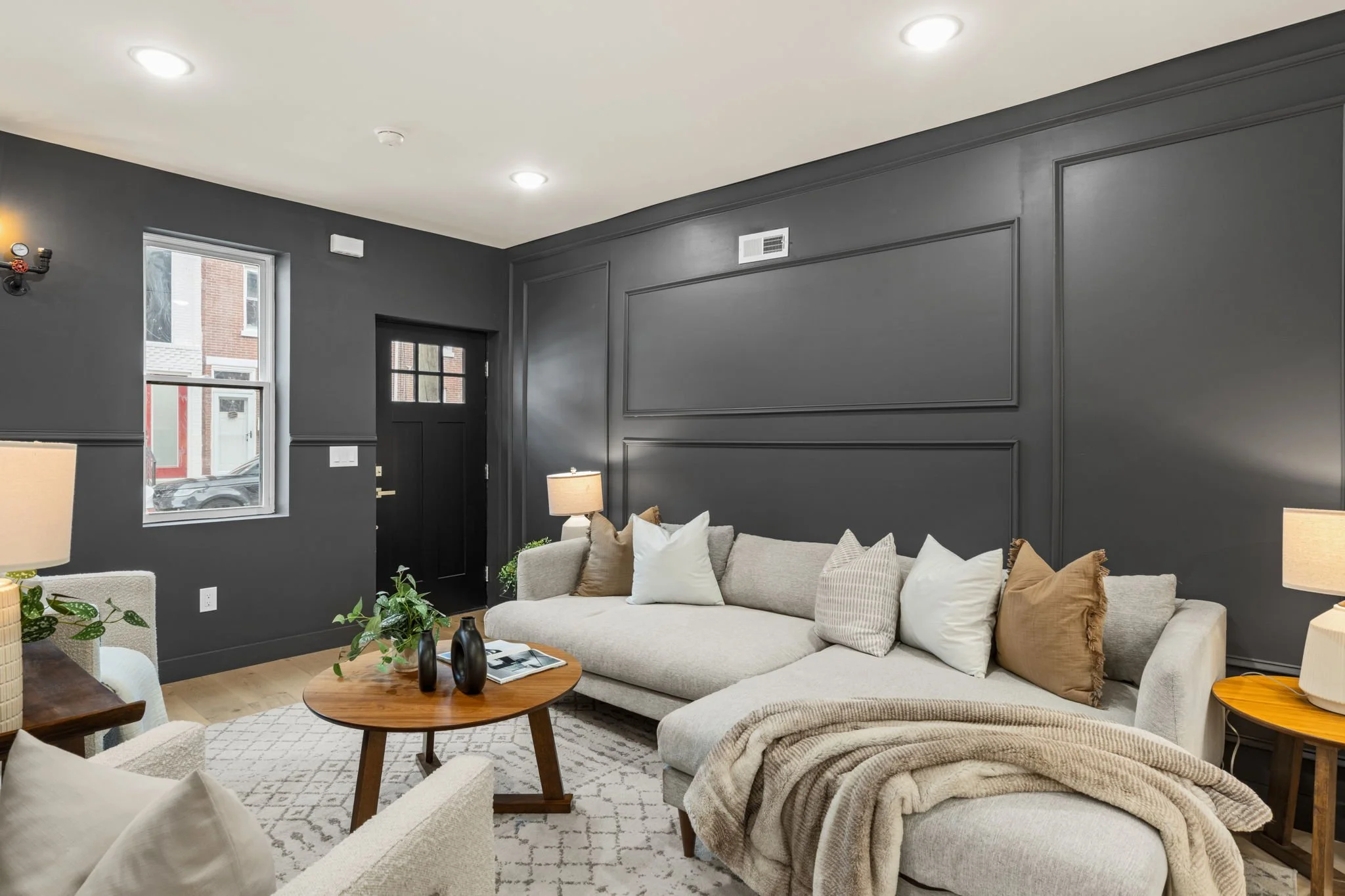 5-web-or-mls-1530-n-lawrence-st.jpg