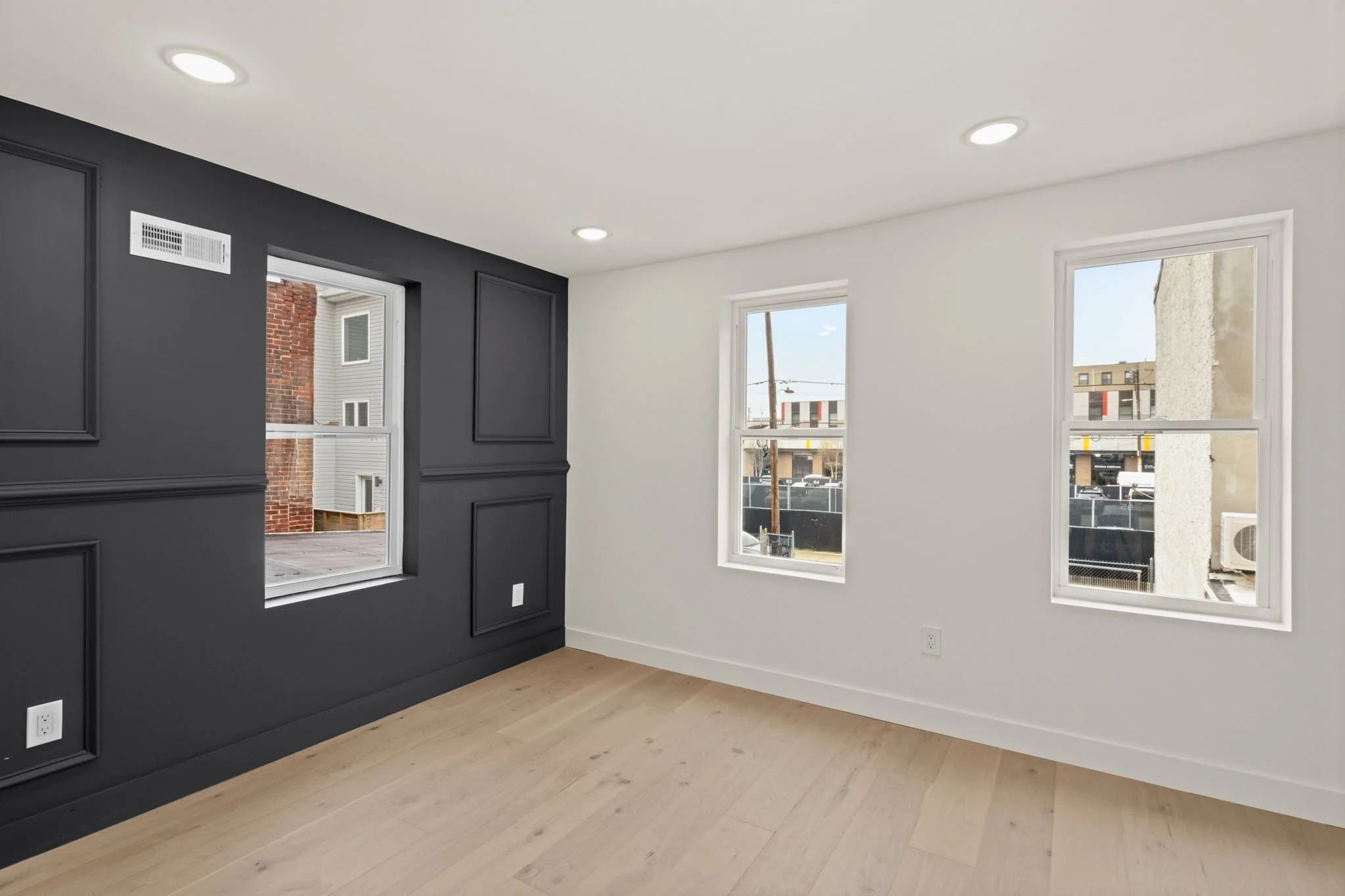 27-web-or-mls-1530-n-lawrence-st.jpg