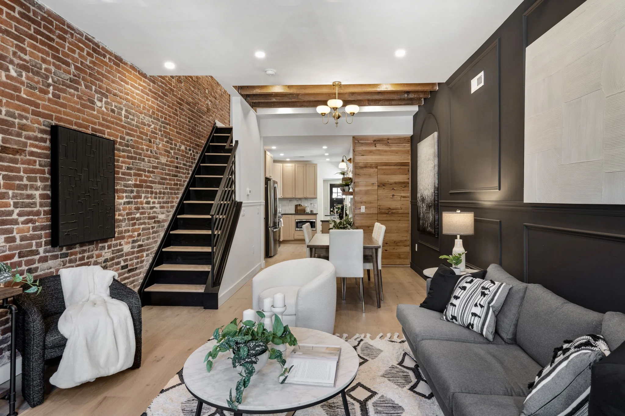5-web-or-mls-814-belgrade-st.jpg
