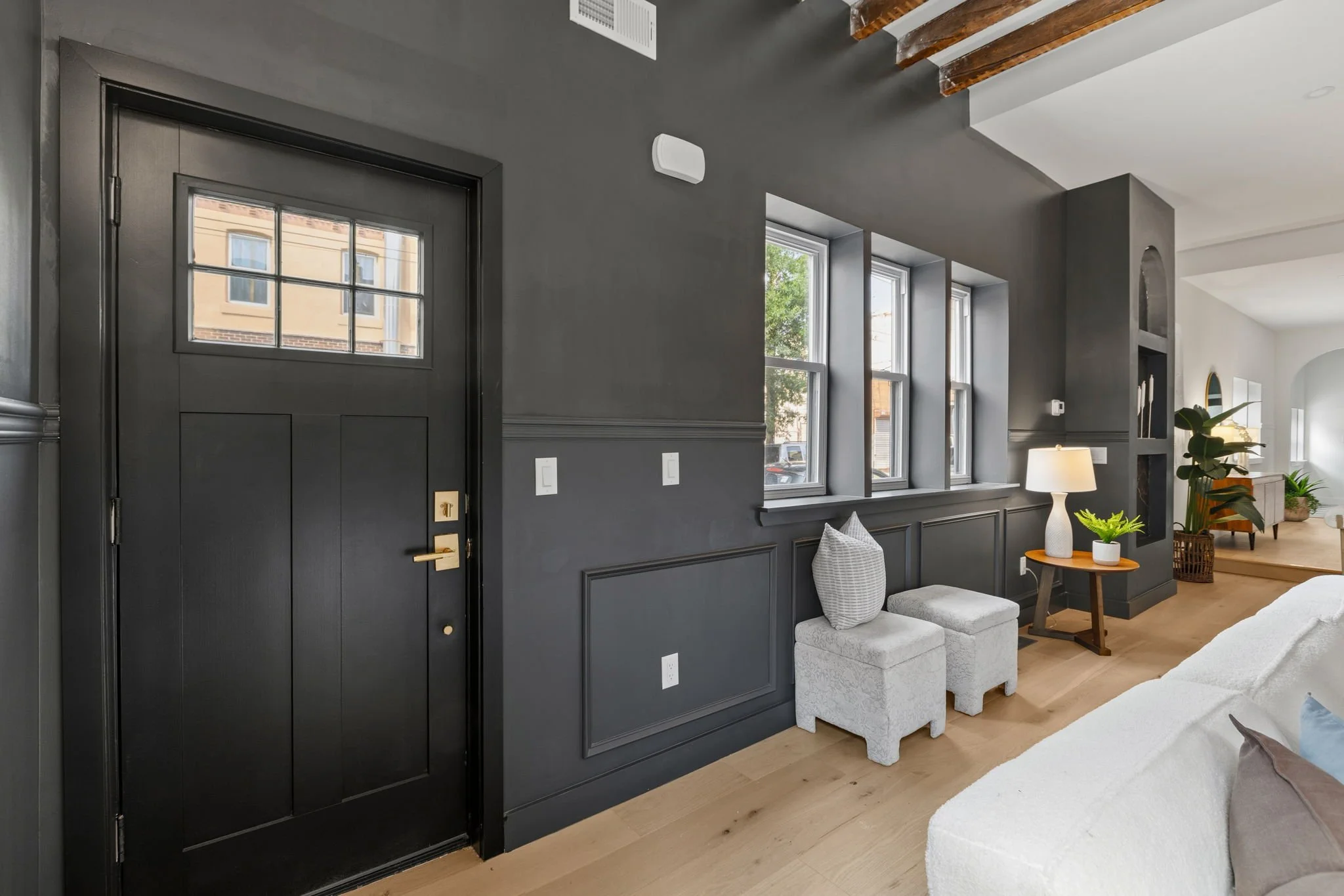 9-web-or-mls-643-moore-st.jpg