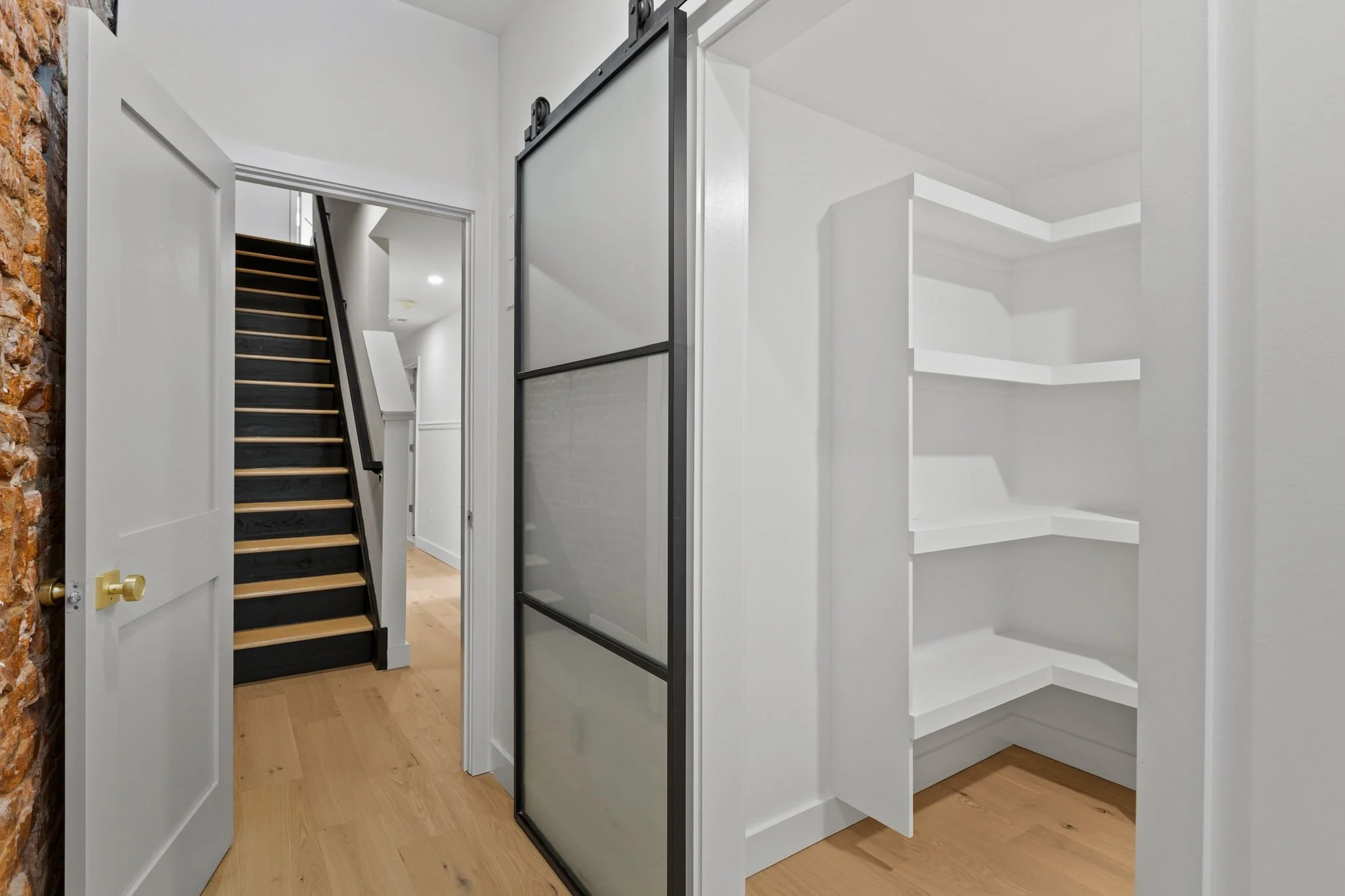 49-web-or-mls-643-moore-st.jpg
