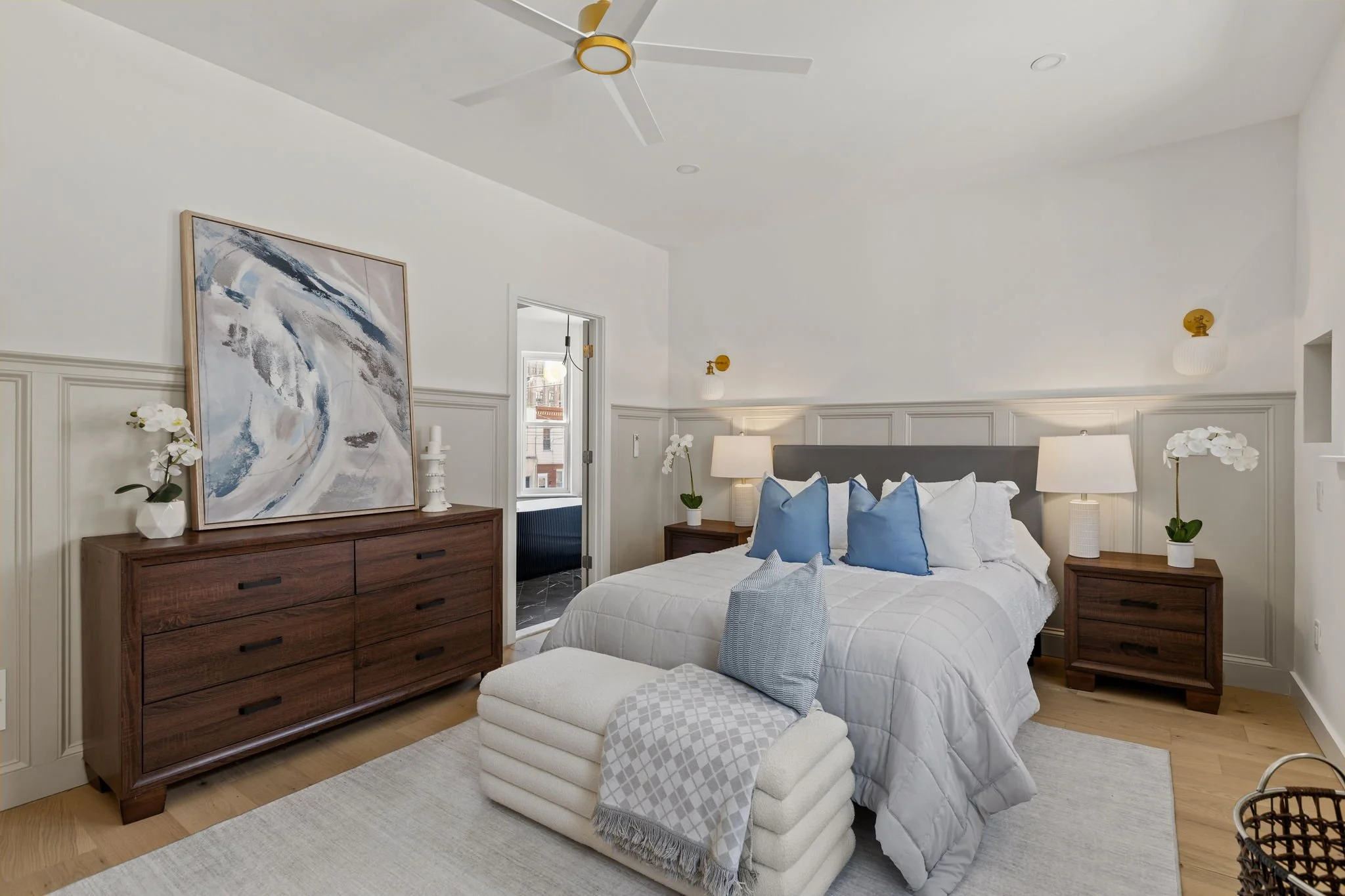 52-web-or-mls-643-moore-st.jpg
