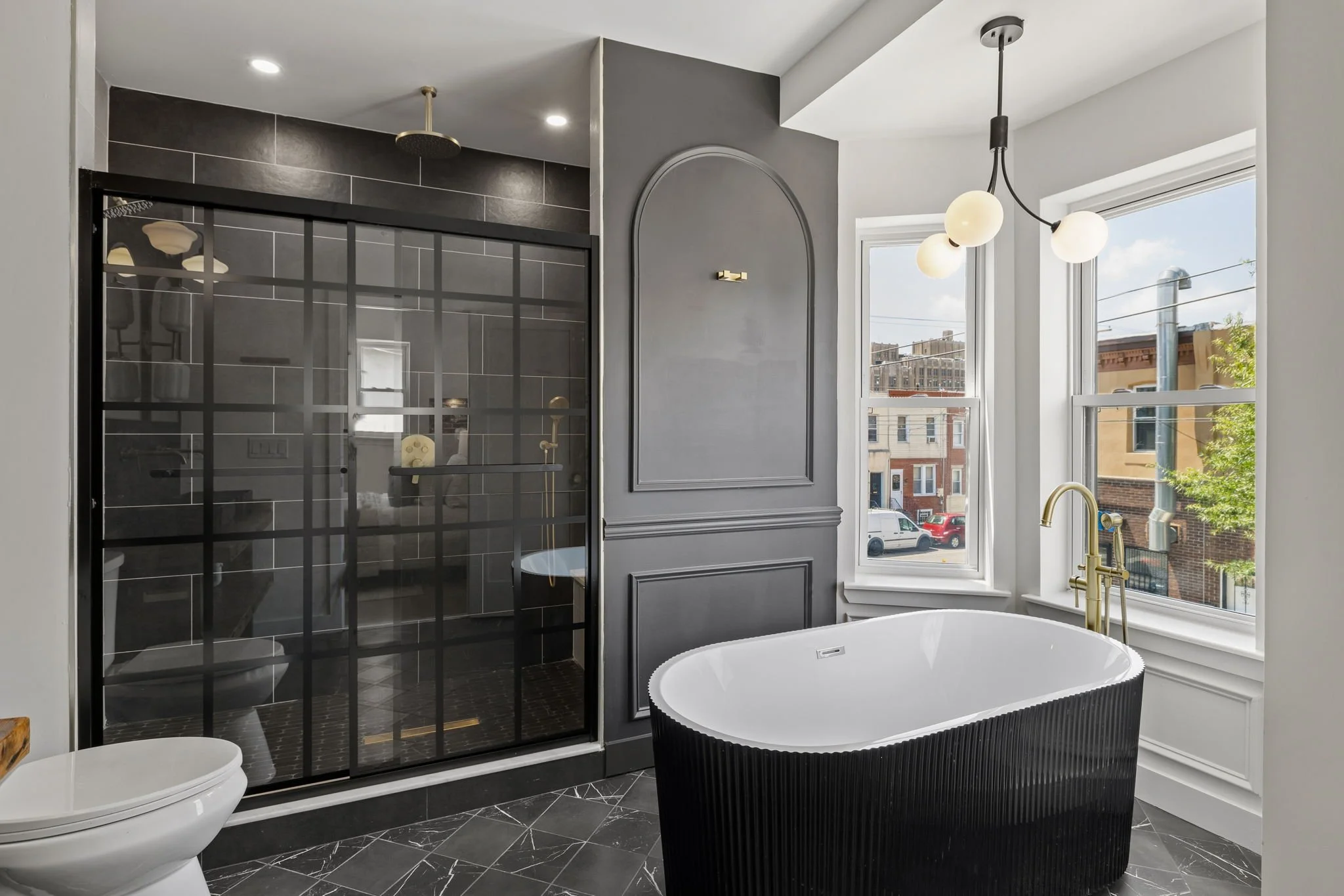 57-web-or-mls-643-moore-st.jpg