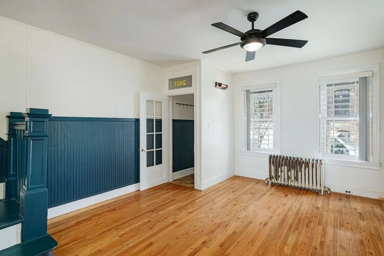 3-web-or-mls-2451+Jasper+St-Full-3.jpg