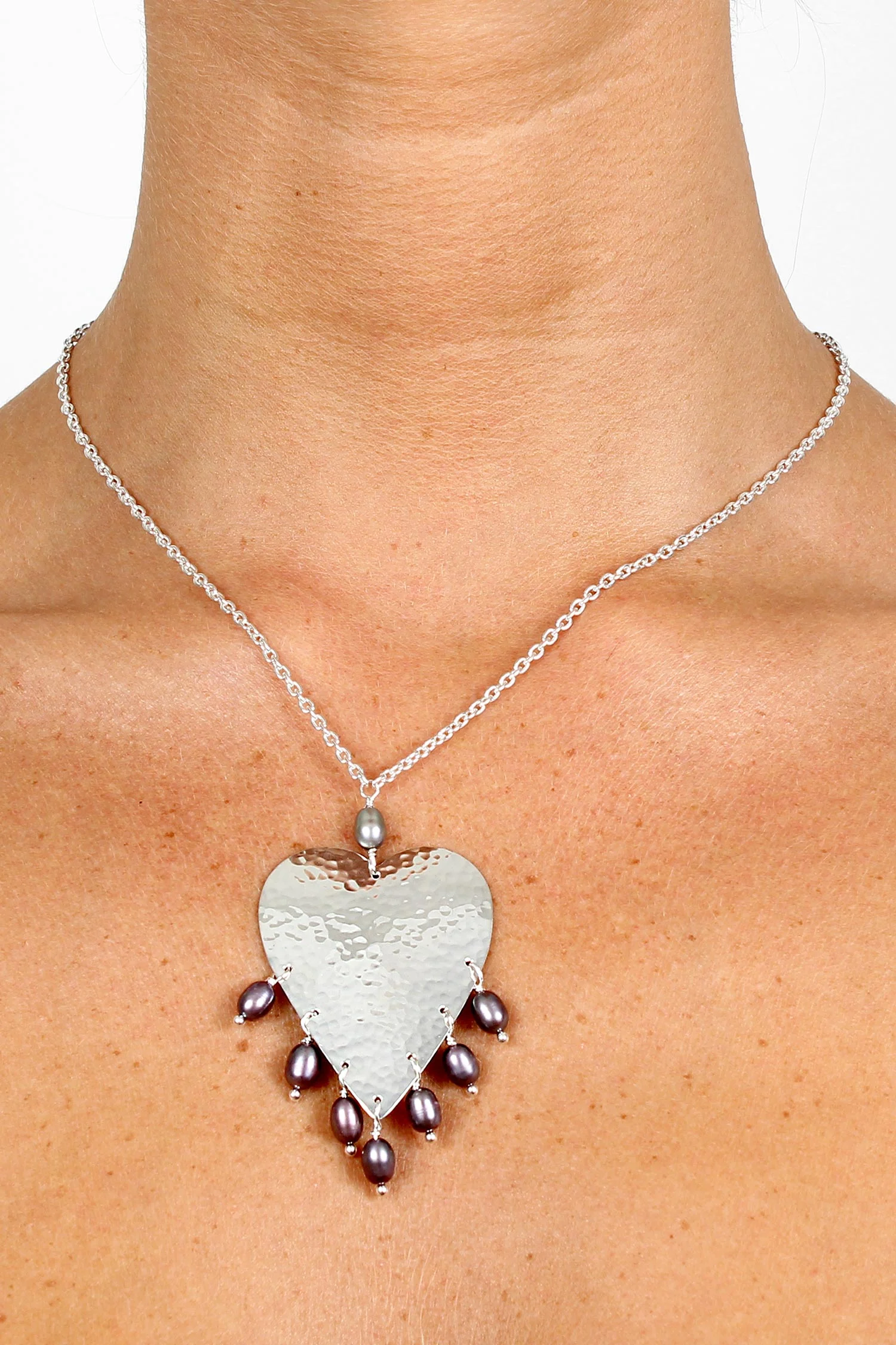 nina sthlm necklace heart silver perals