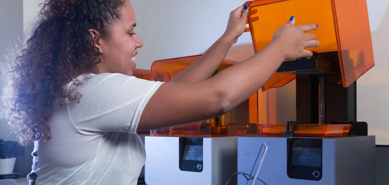 MSU-student-form-2-3d-printer.jpg.1354x0_q80_crop-smart.jpg