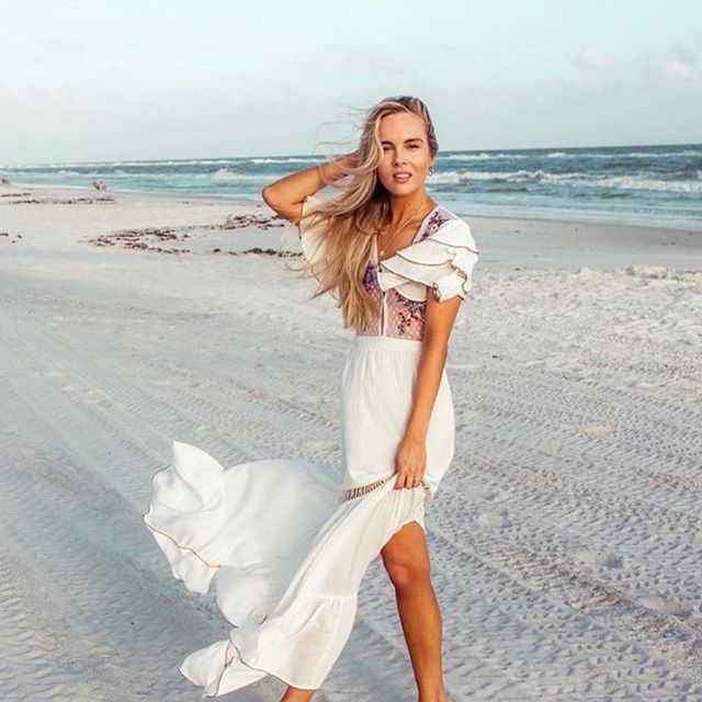 Spending Fourth of July weekend at the beach? Slip on into a @cleobella maxi dress while you&rsquo;re there 🤩🖤 🌊 &bull;&bull;&bull;&bull;
#wedding #fashion #fashionblog #fashionblogger #fashioninspo #outfitinspiration #style #styleblog #styleblogg