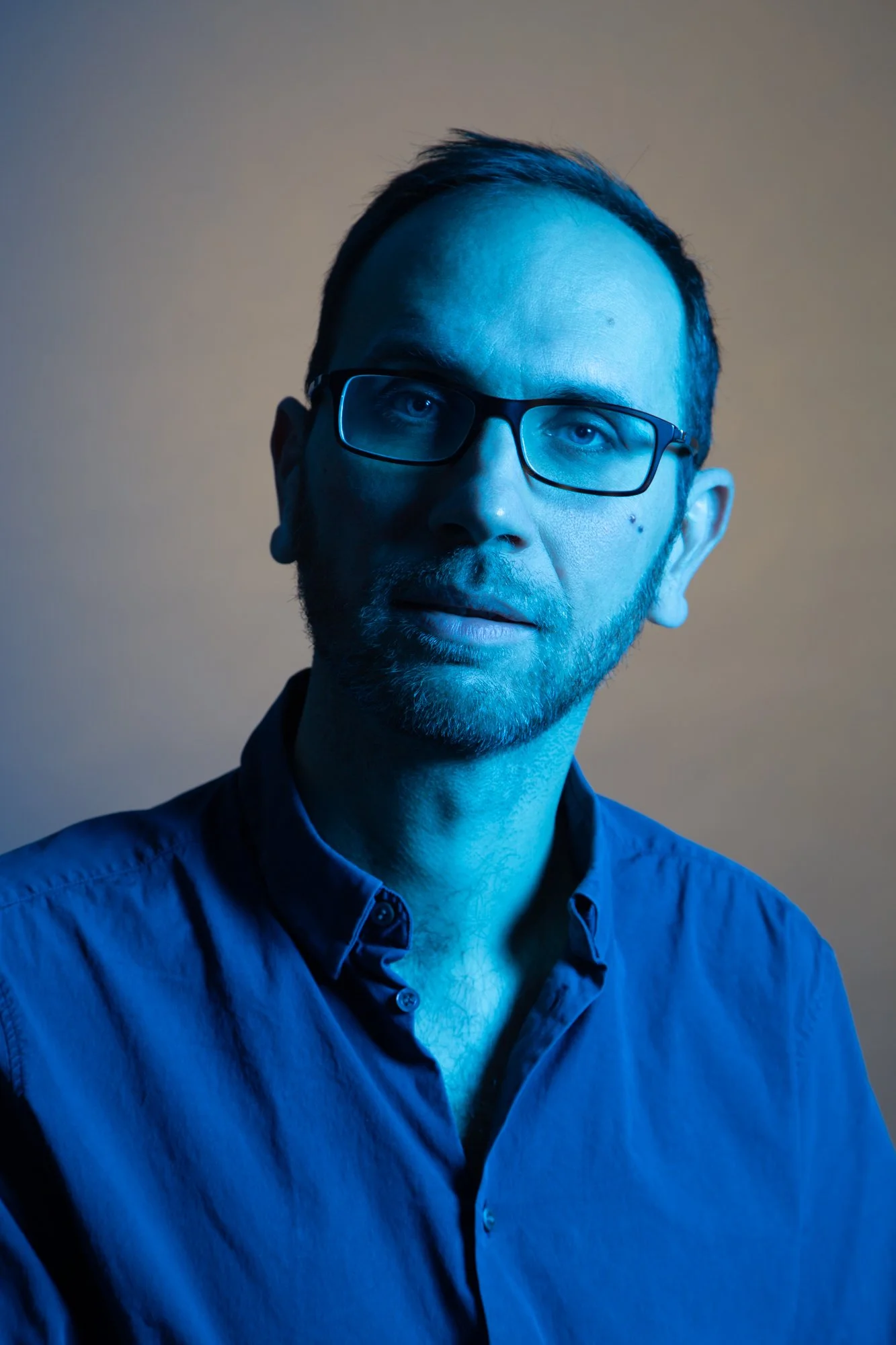     Portrait of artist Yannick Jacquet