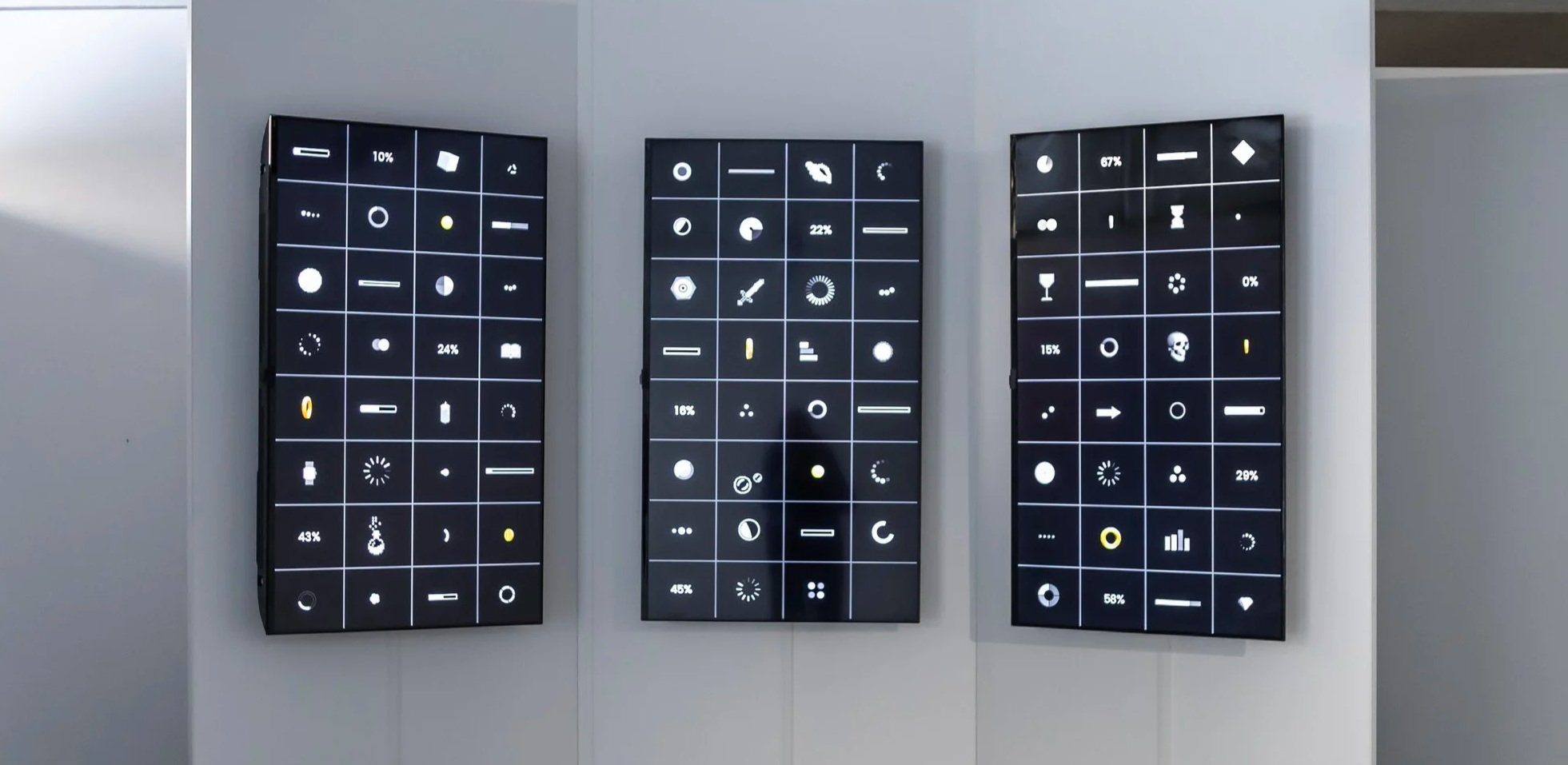 still-loading-installation-yannick-jacquet.jpg