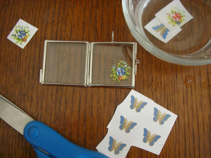 WATER DECAL GLASS FRAME TIP.jpg