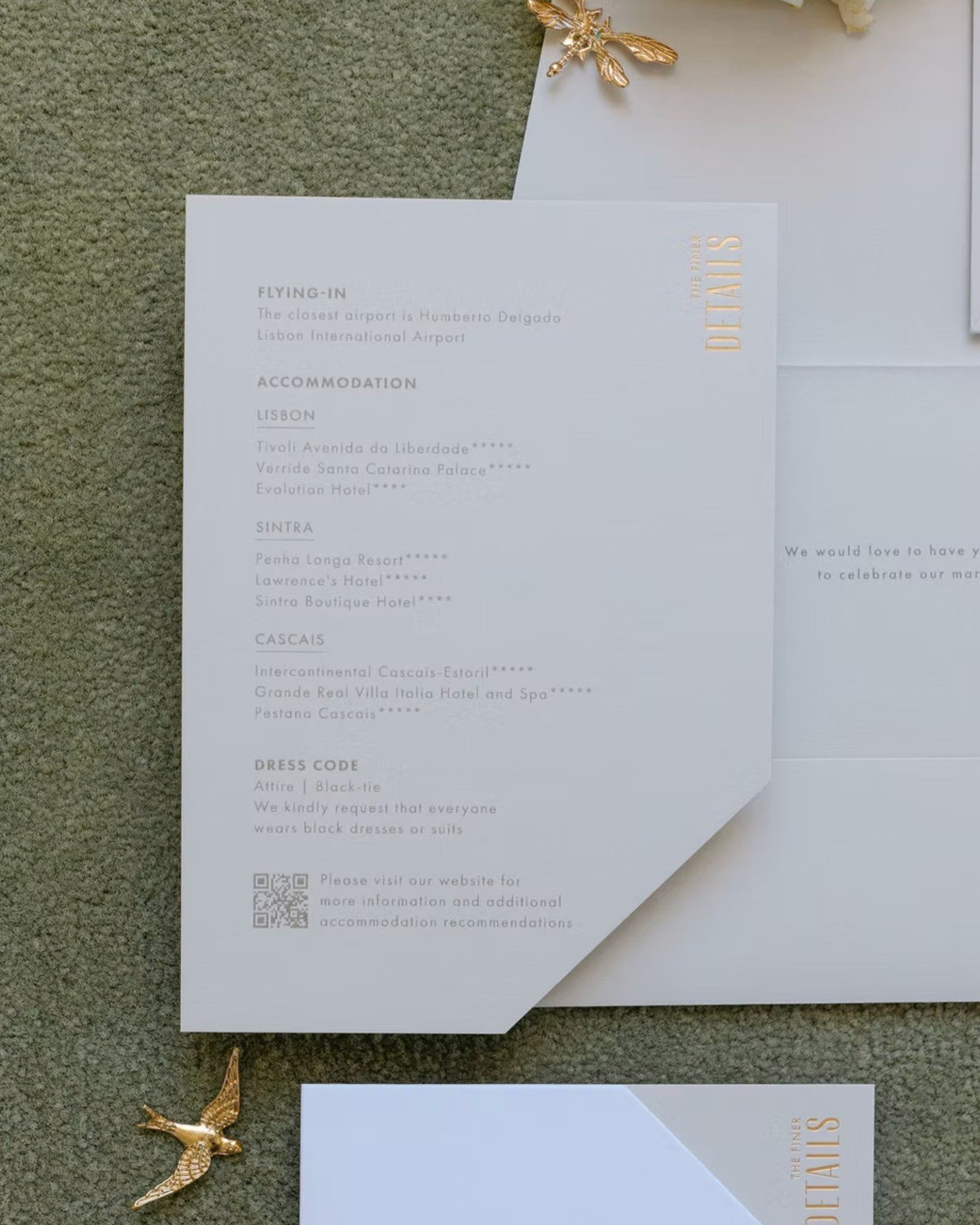 Valeria and Ricardo&rsquo;s destination wedding exuded sophistication and elegance. Set against the enchanting backdrop of Sintra, their celebration unfolded at the historic Seteais Palace. A carefully curated color palette of white, gold, and black 