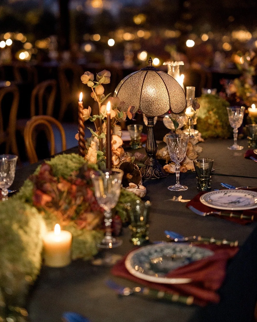 T&amp;L dinner party was an absolute blast!

//

WP: @taleswpt 
Flowers: @bosqueconcepts 
Photography: @m_aniaphotography 
Rentals: @backup.rentals 
Venue: @1743palaciofontenova