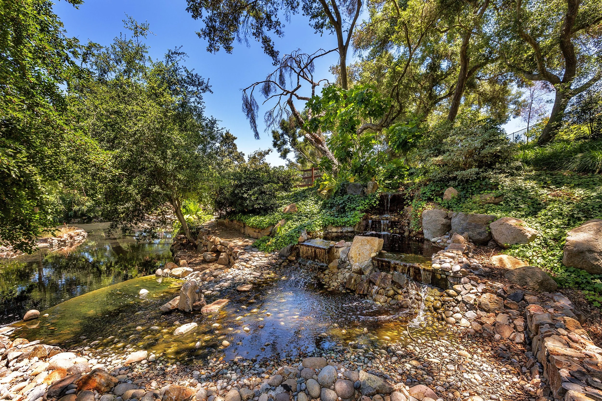 079_Creek.jpg