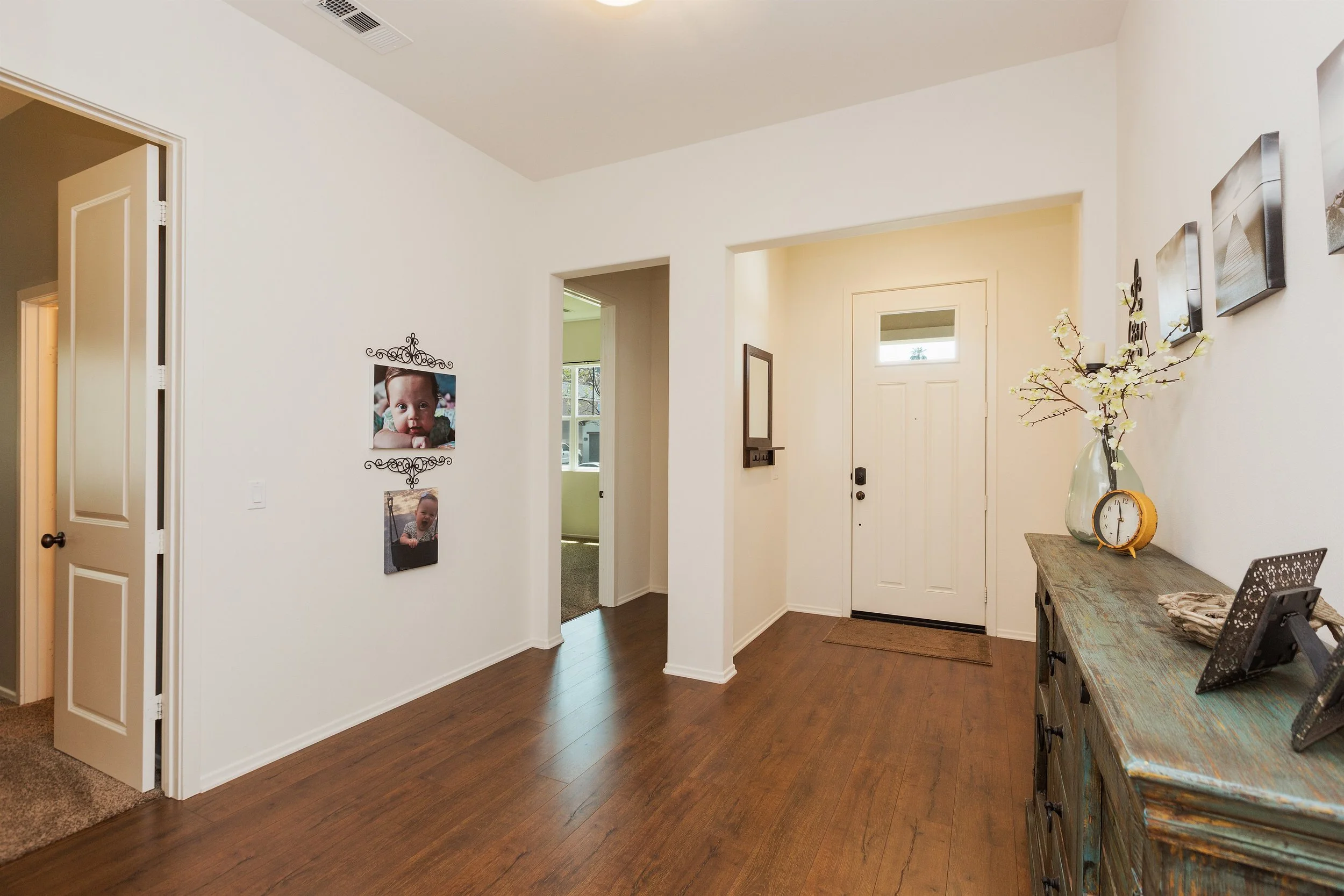 006_Front Entry .jpg