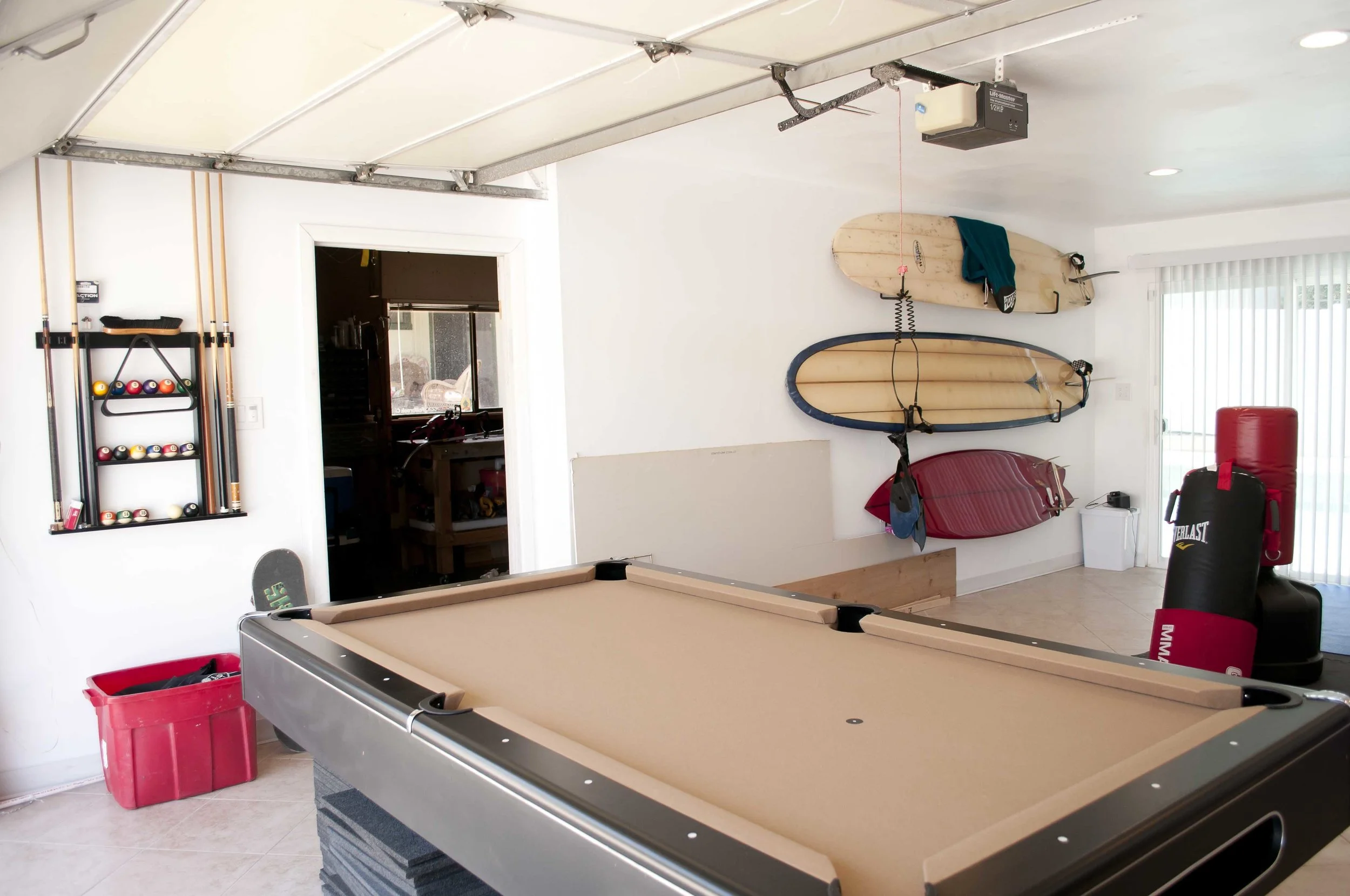garage 1.jpg