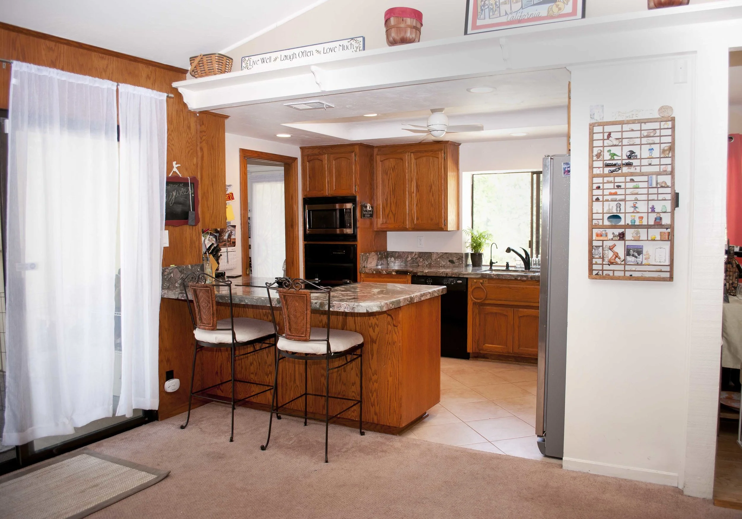 kitchen 2.jpg