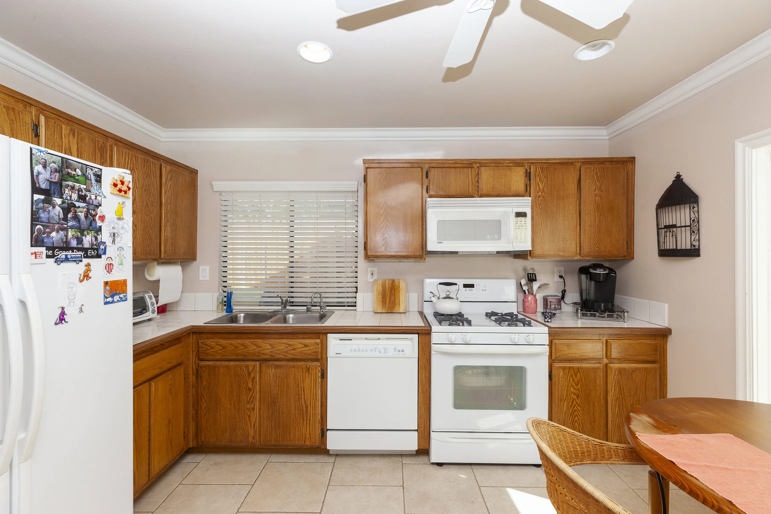011_Kitchen .jpg
