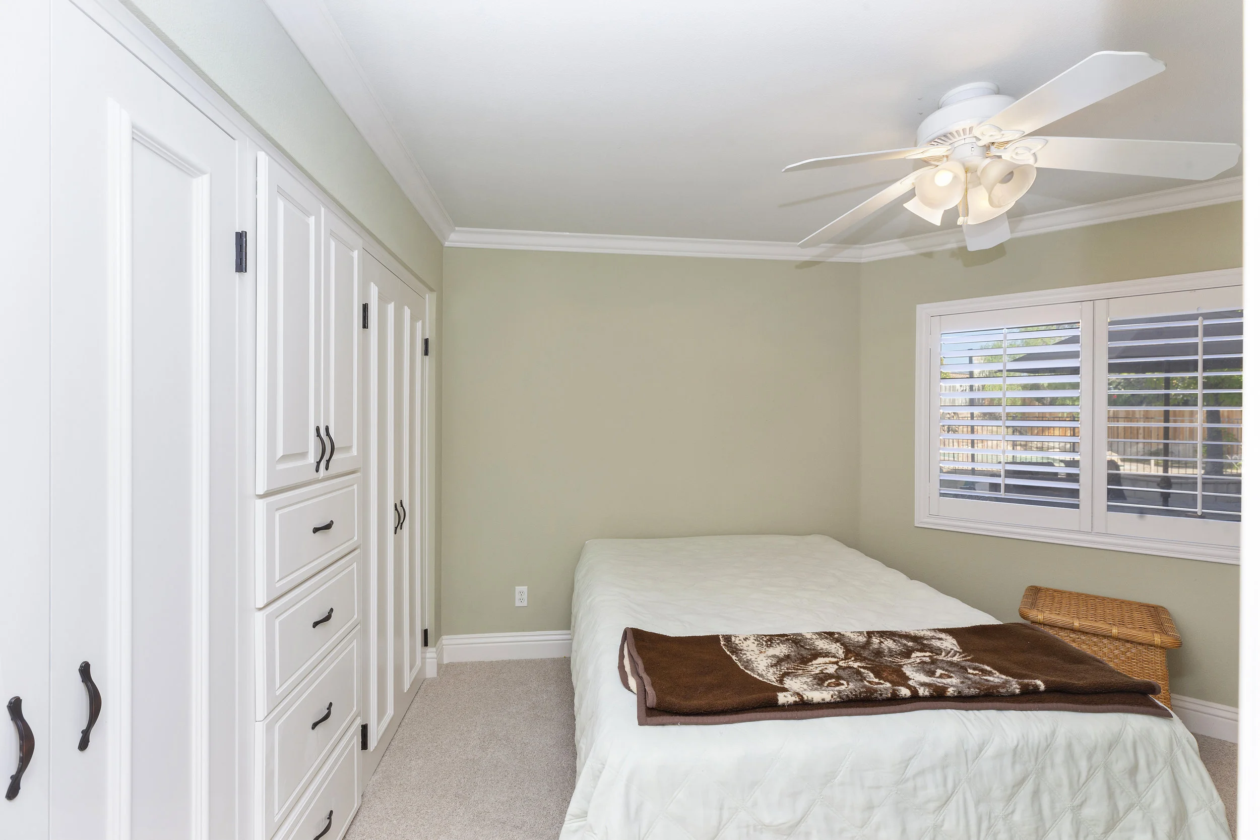 018_Bedroom .jpg