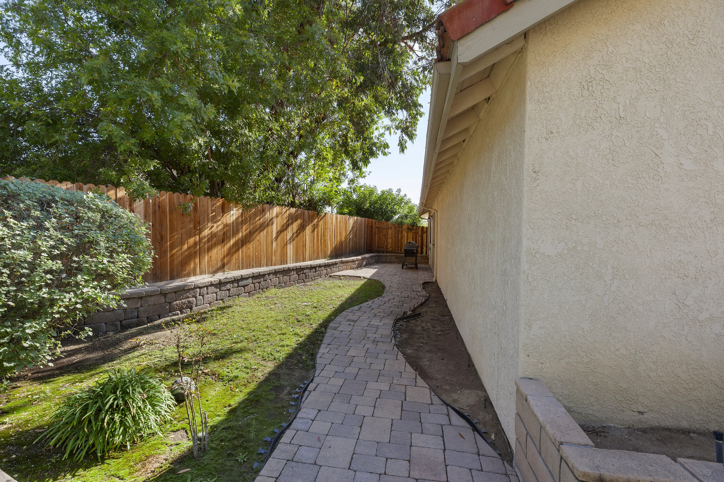 023_Side Yard .jpg