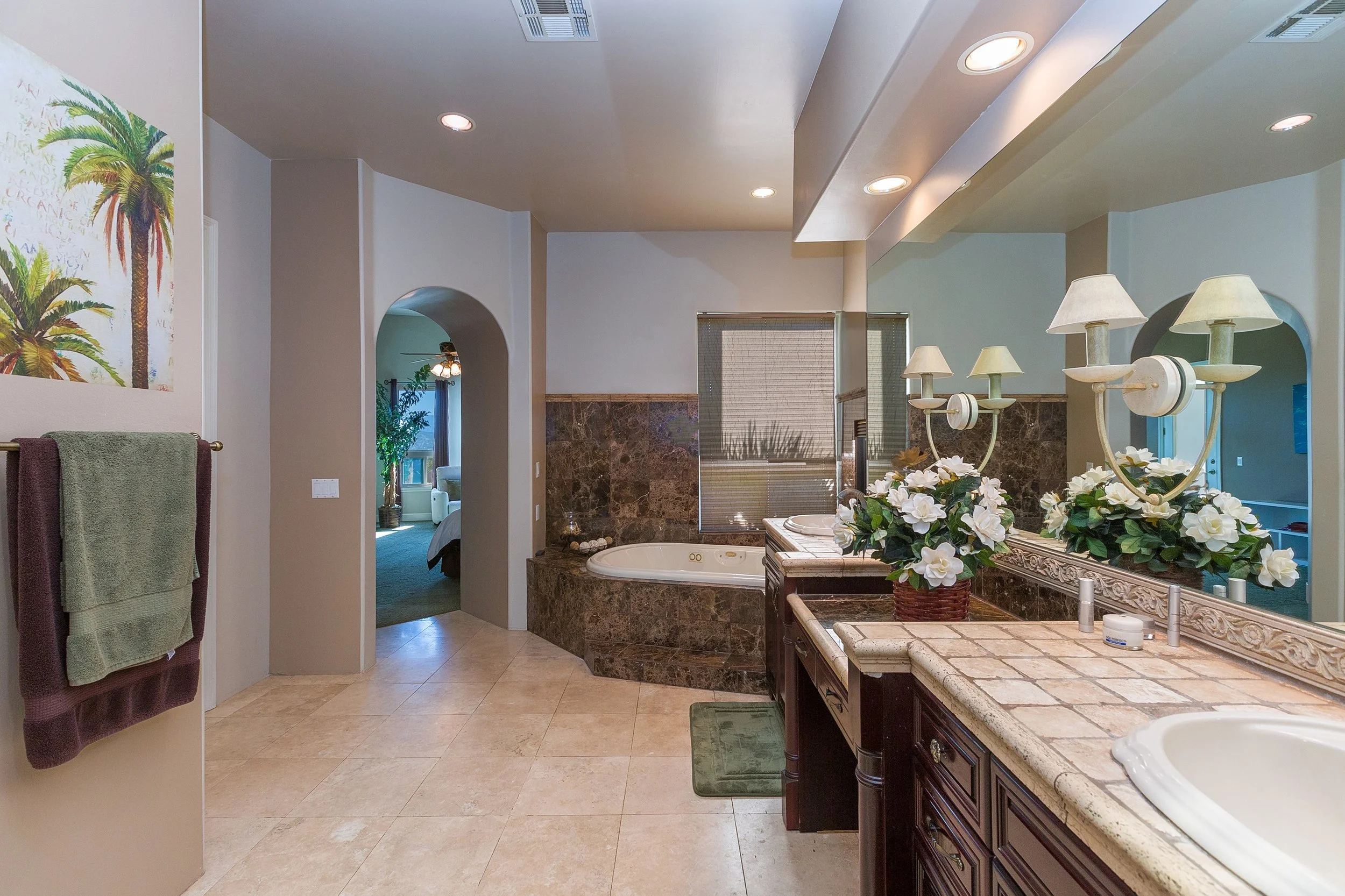 053_Master Bathroom .jpg