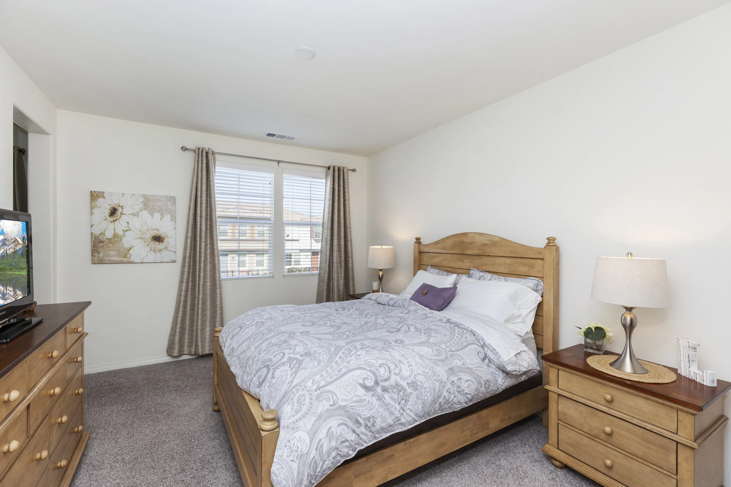 011_Master Bedroom .jpg