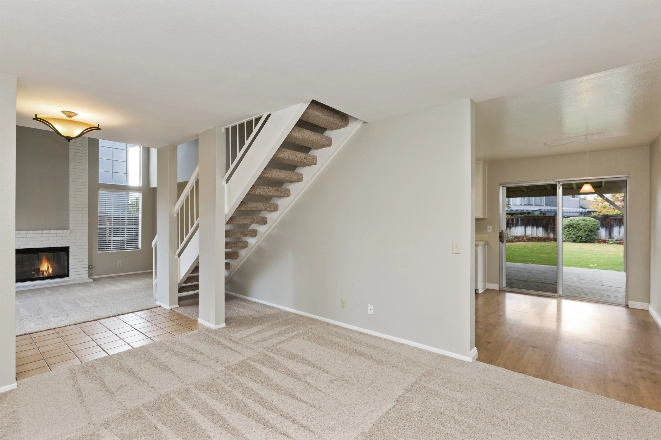 013_Family Room.jpg