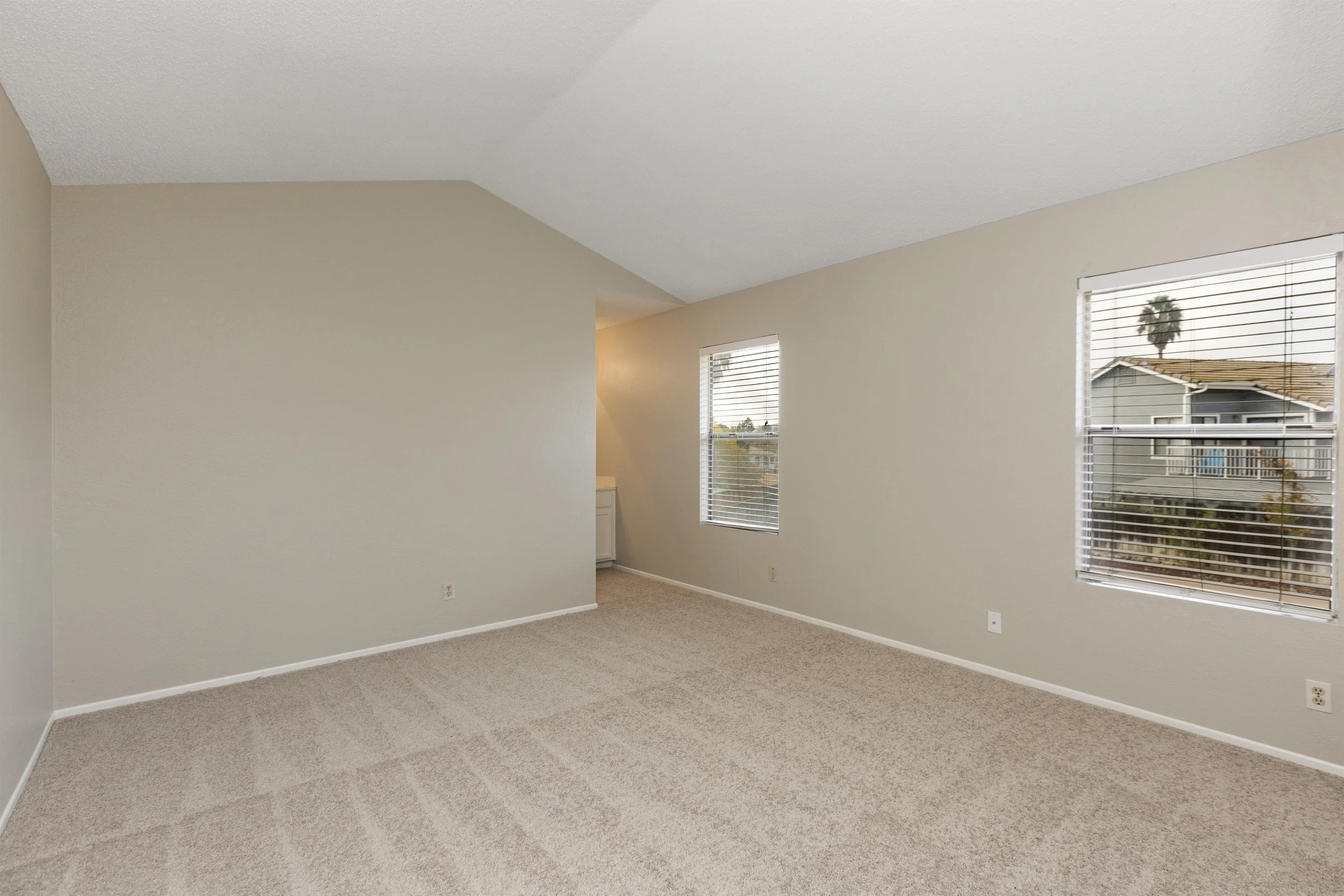 022_Master Bedroom.jpg
