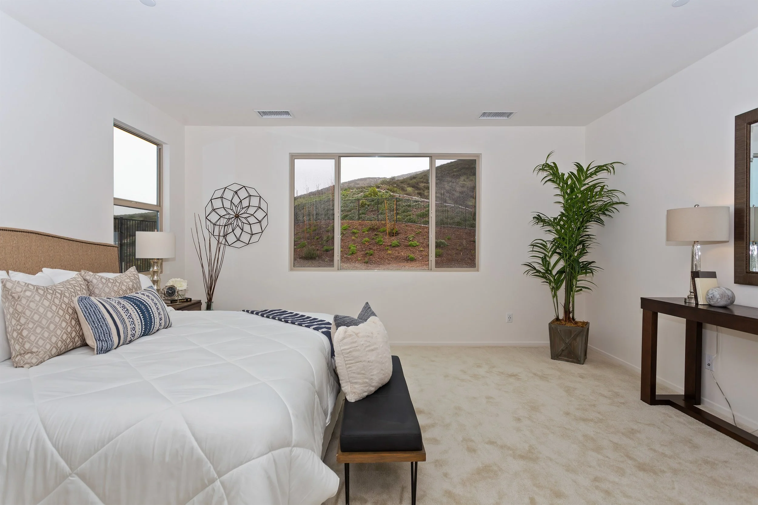 033_Master Bedroom .jpg