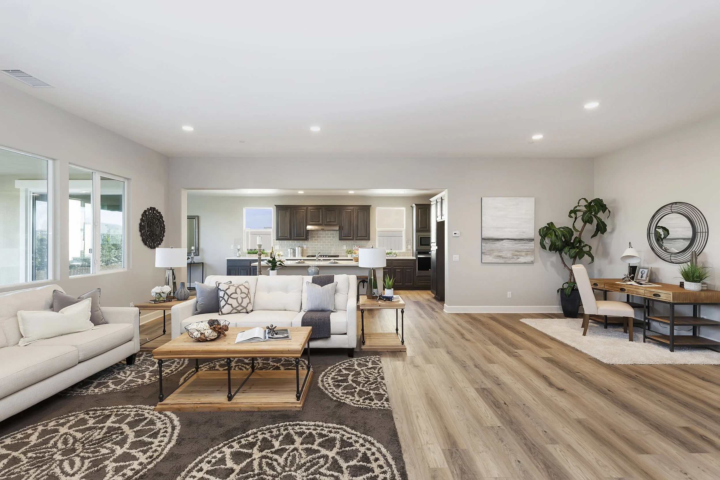 008_Living Room .jpg