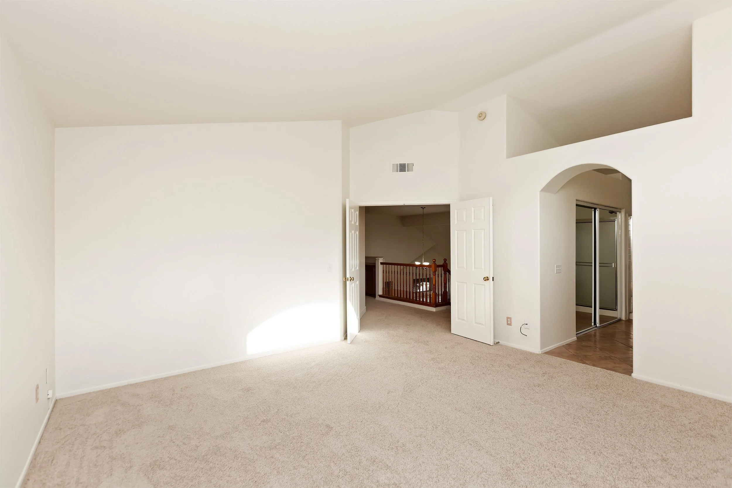 028_Master Bedroom .jpg