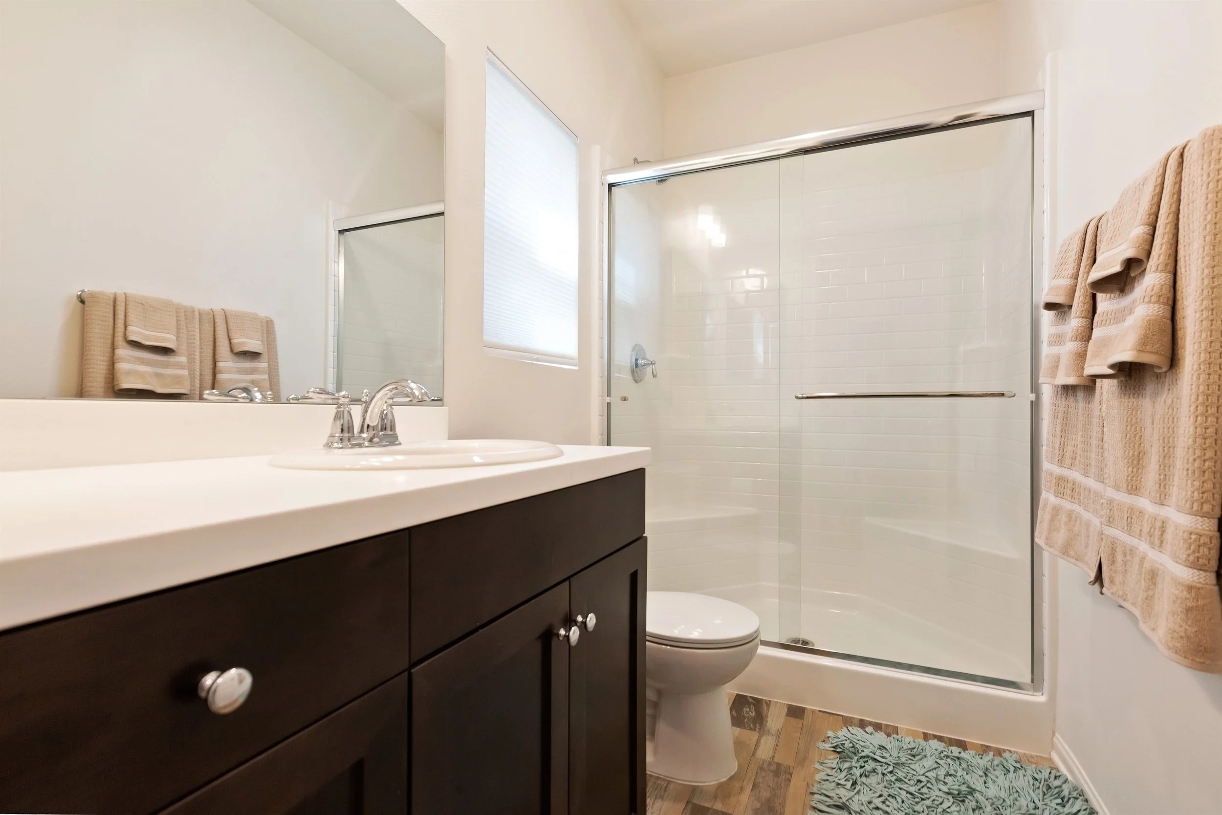 008_Bathroom.jpg
