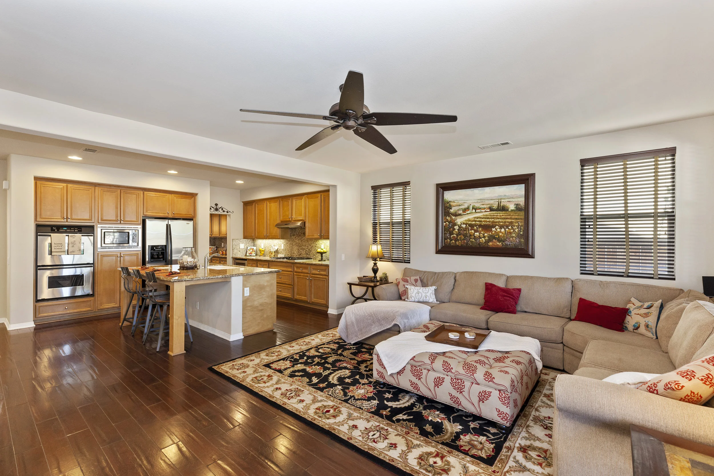 017_Family Room.jpg