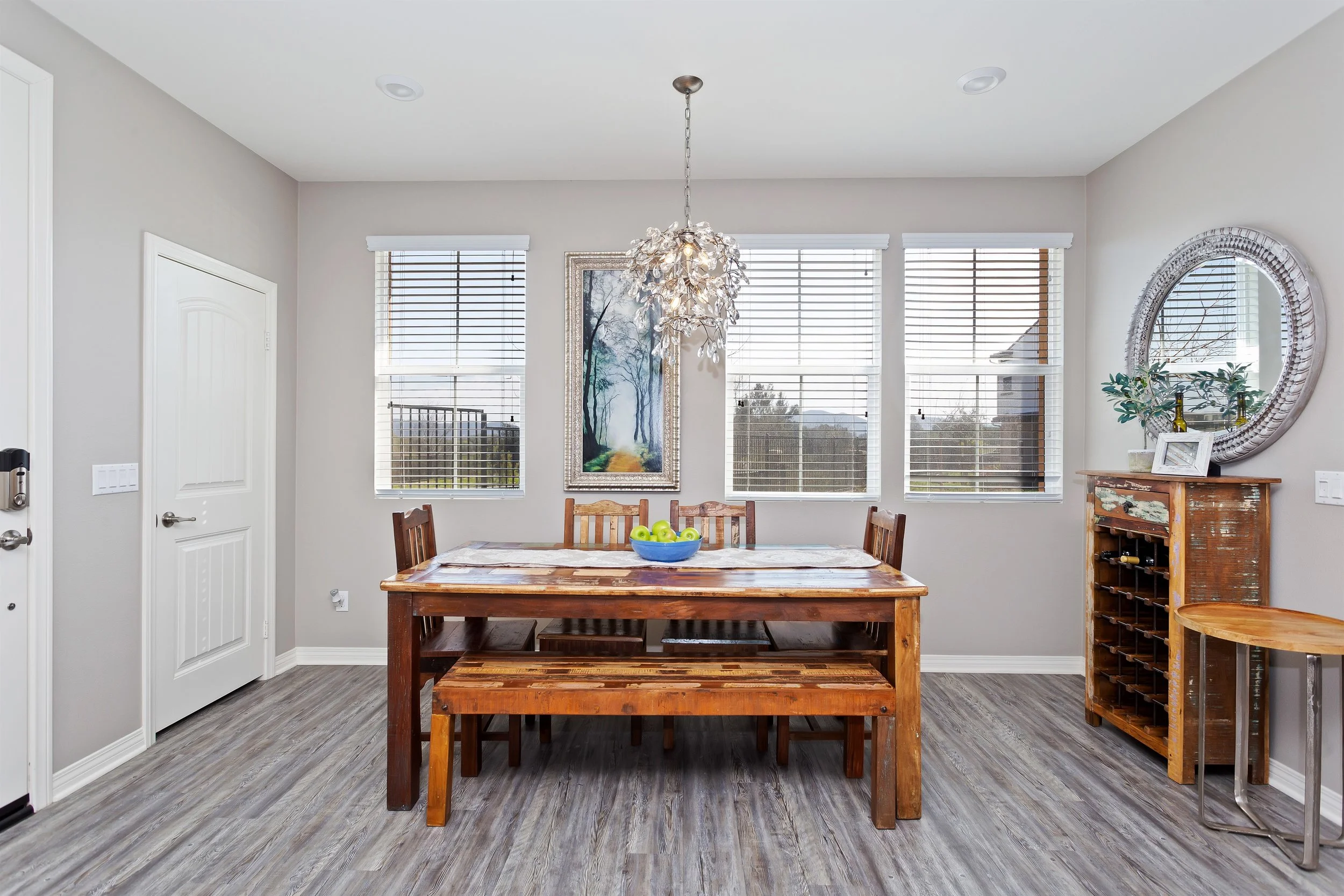 007_Breakfast Area.jpg