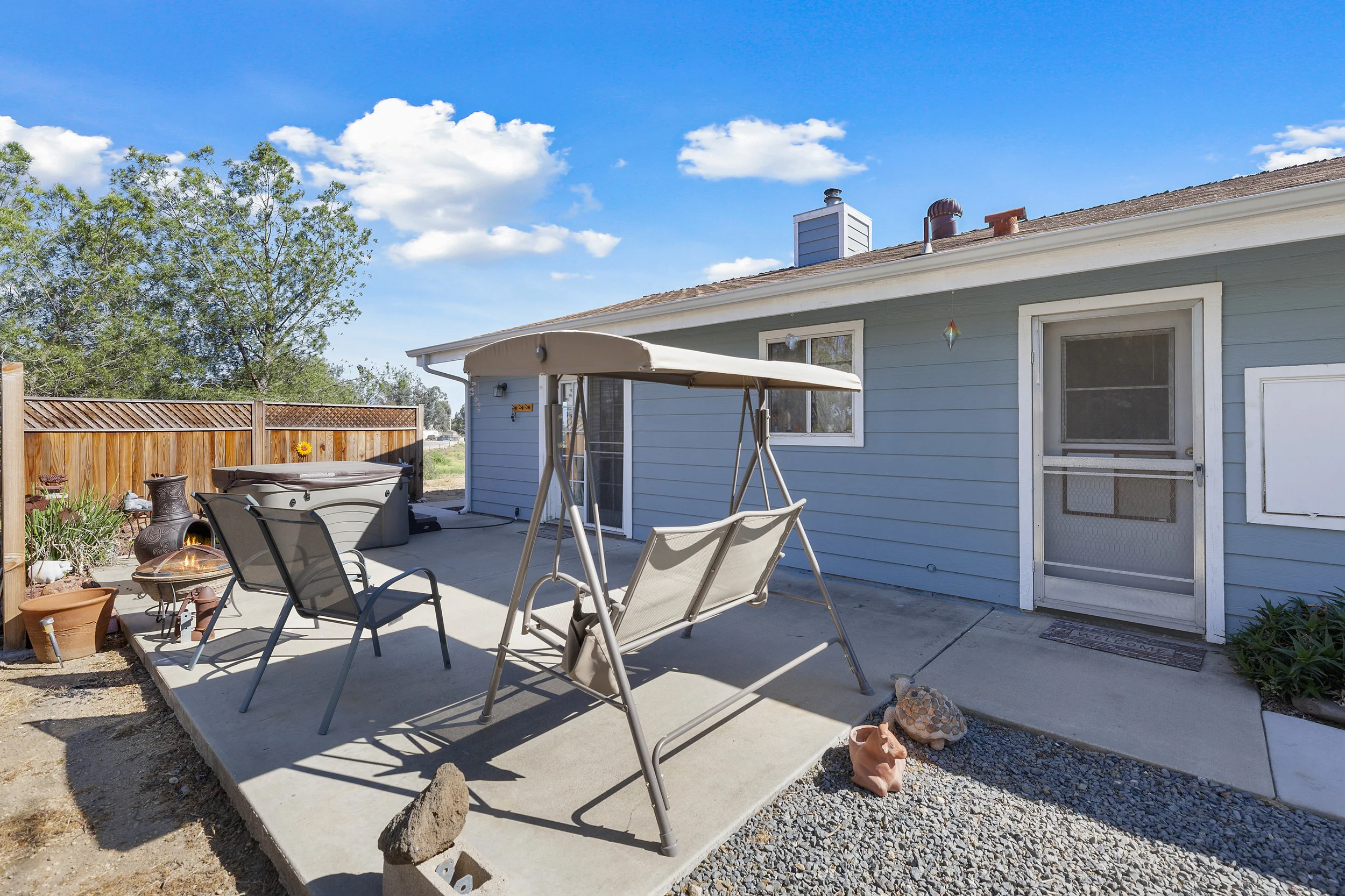 008_Back of House.jpg