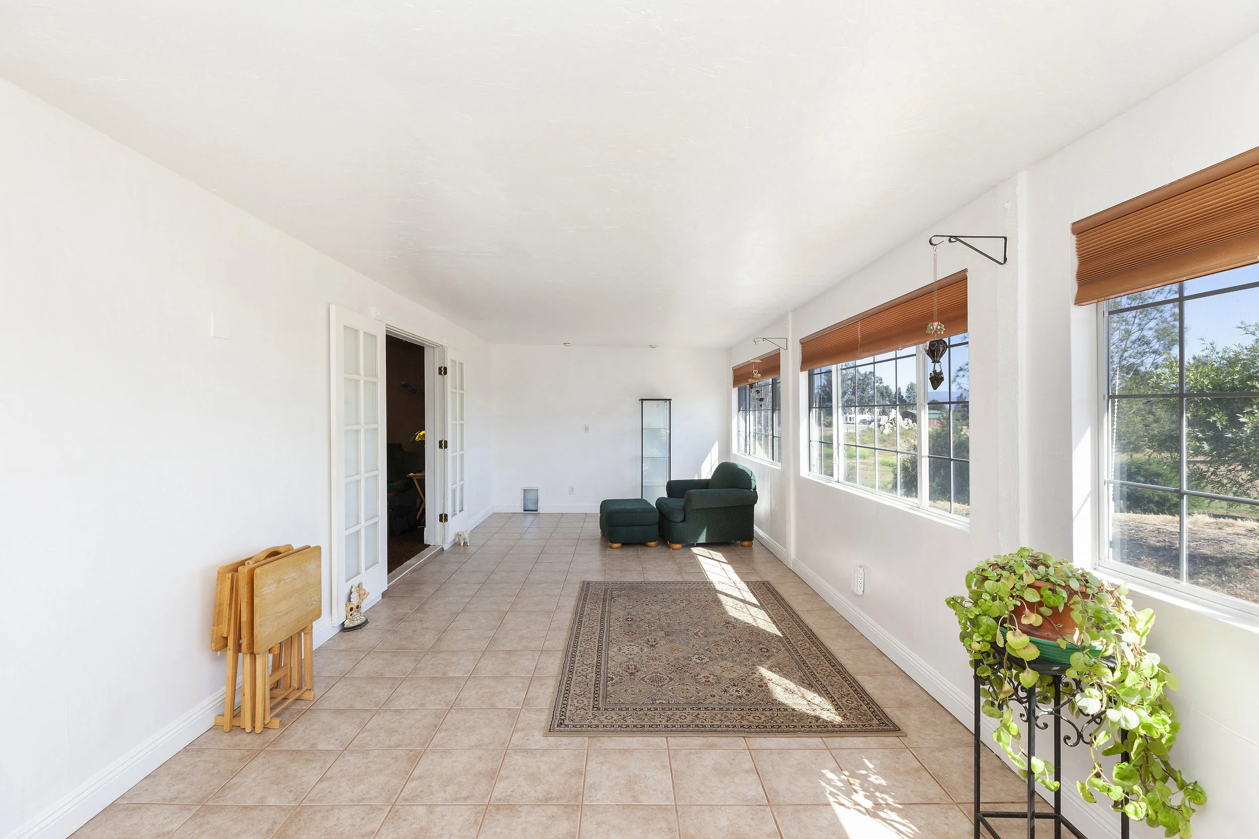 010_Sun Room.jpg